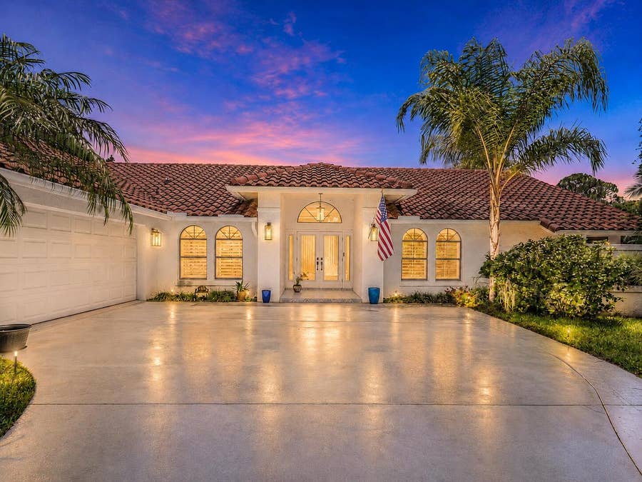 Property photo for 1488 SE Colony Way, Jupiter, FL