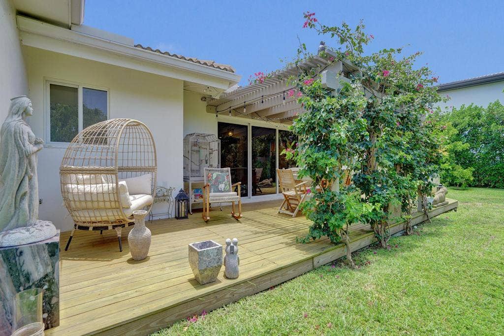5 Gatehouse Road, Sea Ranch Lakes, Sea Ranch Lakes, FL 33308 DSC00847