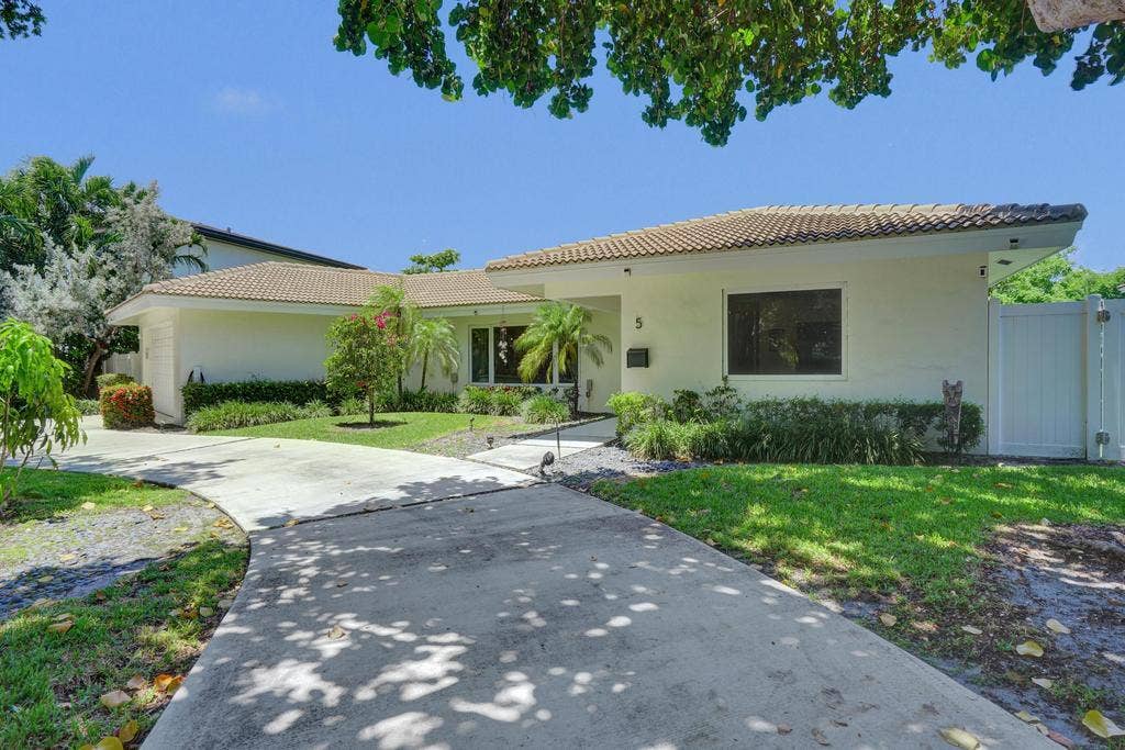 5 Gatehouse Road, Sea Ranch Lakes, Sea Ranch Lakes, FL 33308 DSC00892