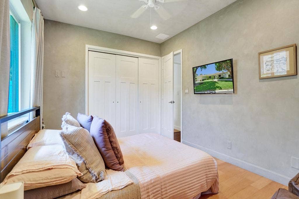 5 Gatehouse Road, Sea Ranch Lakes, Sea Ranch Lakes, FL 33308 DSC00820
