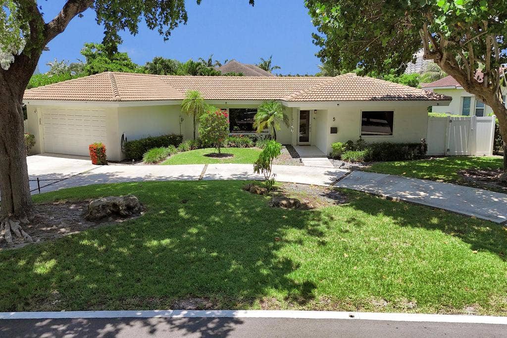 5 Gatehouse Road, Sea Ranch Lakes, Sea Ranch Lakes, FL 33308 DJI_20260611135715_0057_D