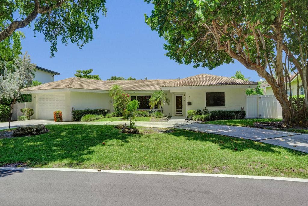 5 Gatehouse Road, Sea Ranch Lakes, Sea Ranch Lakes, FL 33308 DSC00898