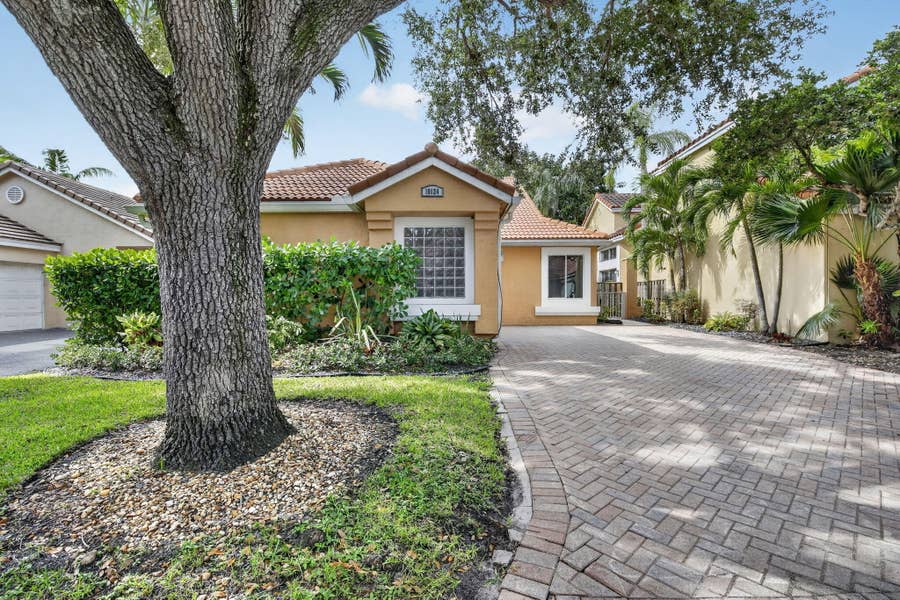 Property photo for 10124 NW 4th Street, Plantation, FL