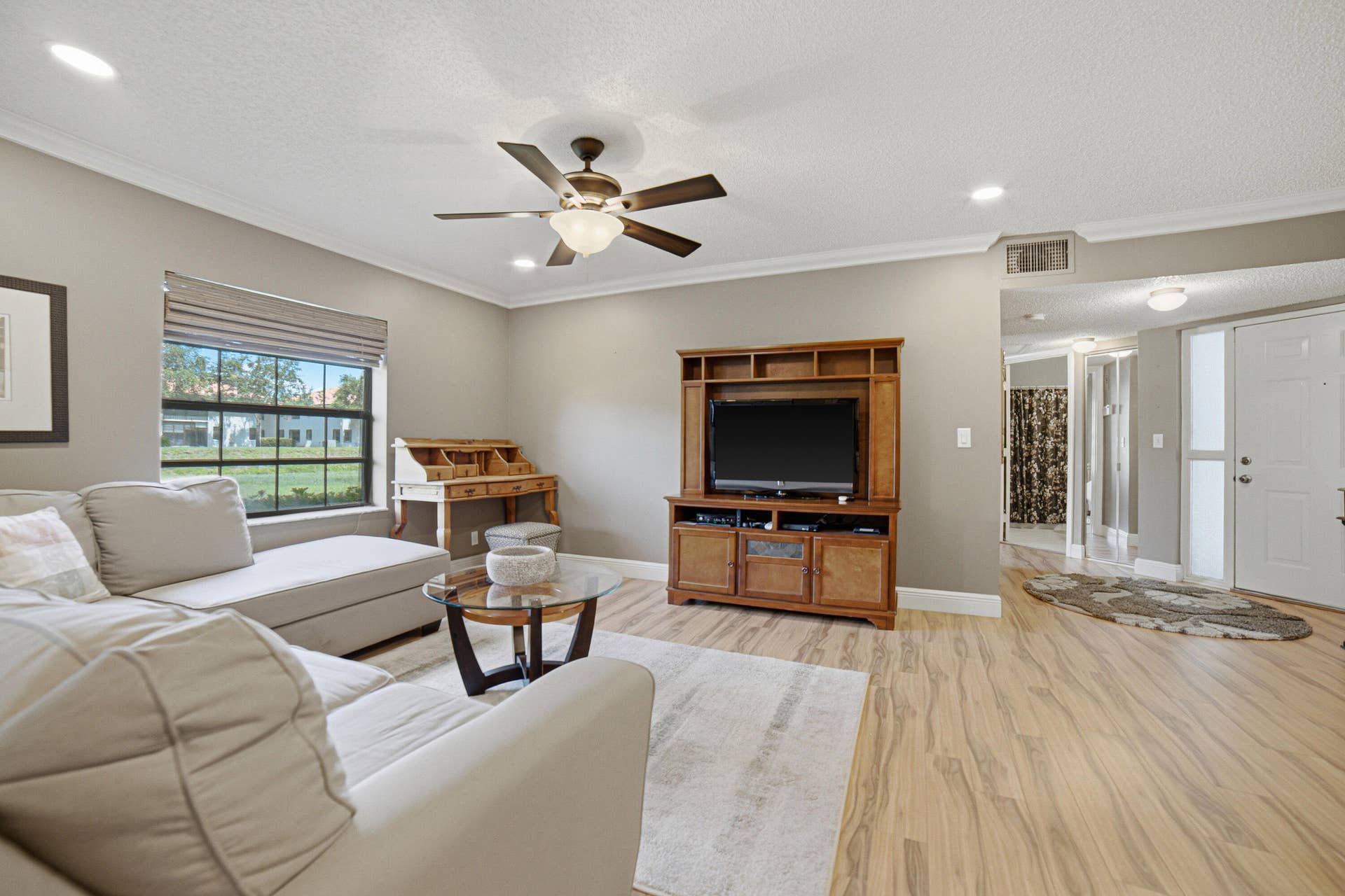 Livingroom-D