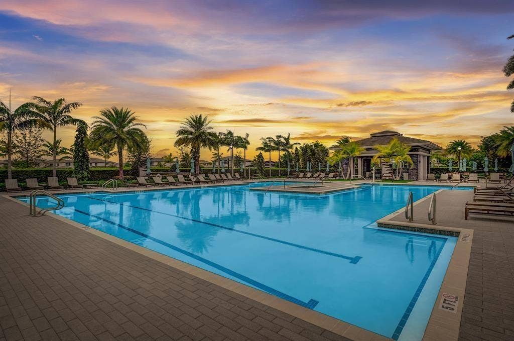 8861 Edgewater Place, Parkland, FL 33076 Pool Cascata Michael Longo