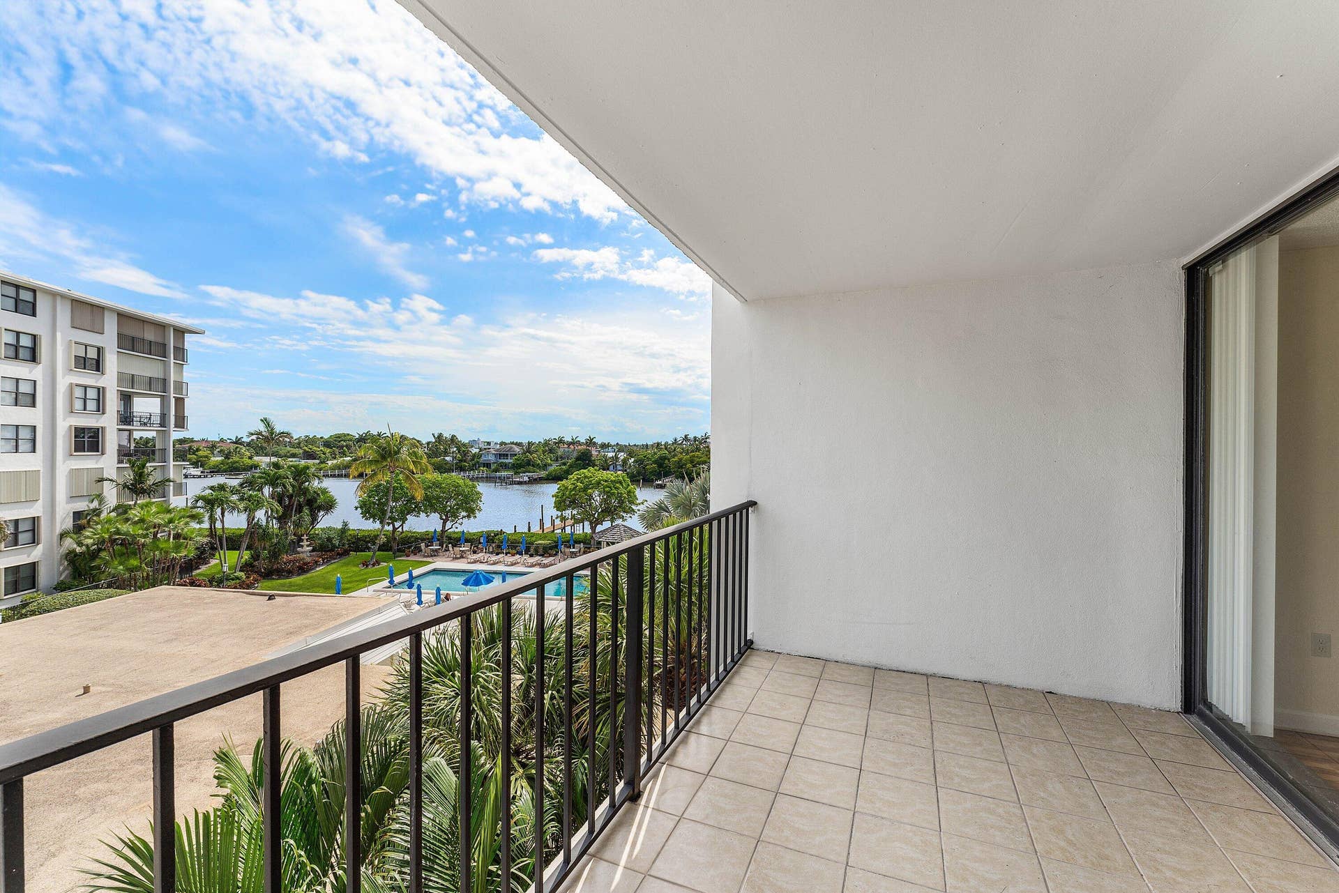 3545 S Ocean Boulevard, #405, South Palm Beach, FL 33480 031-3545SouthOceanBoulevard-405-SouthPal