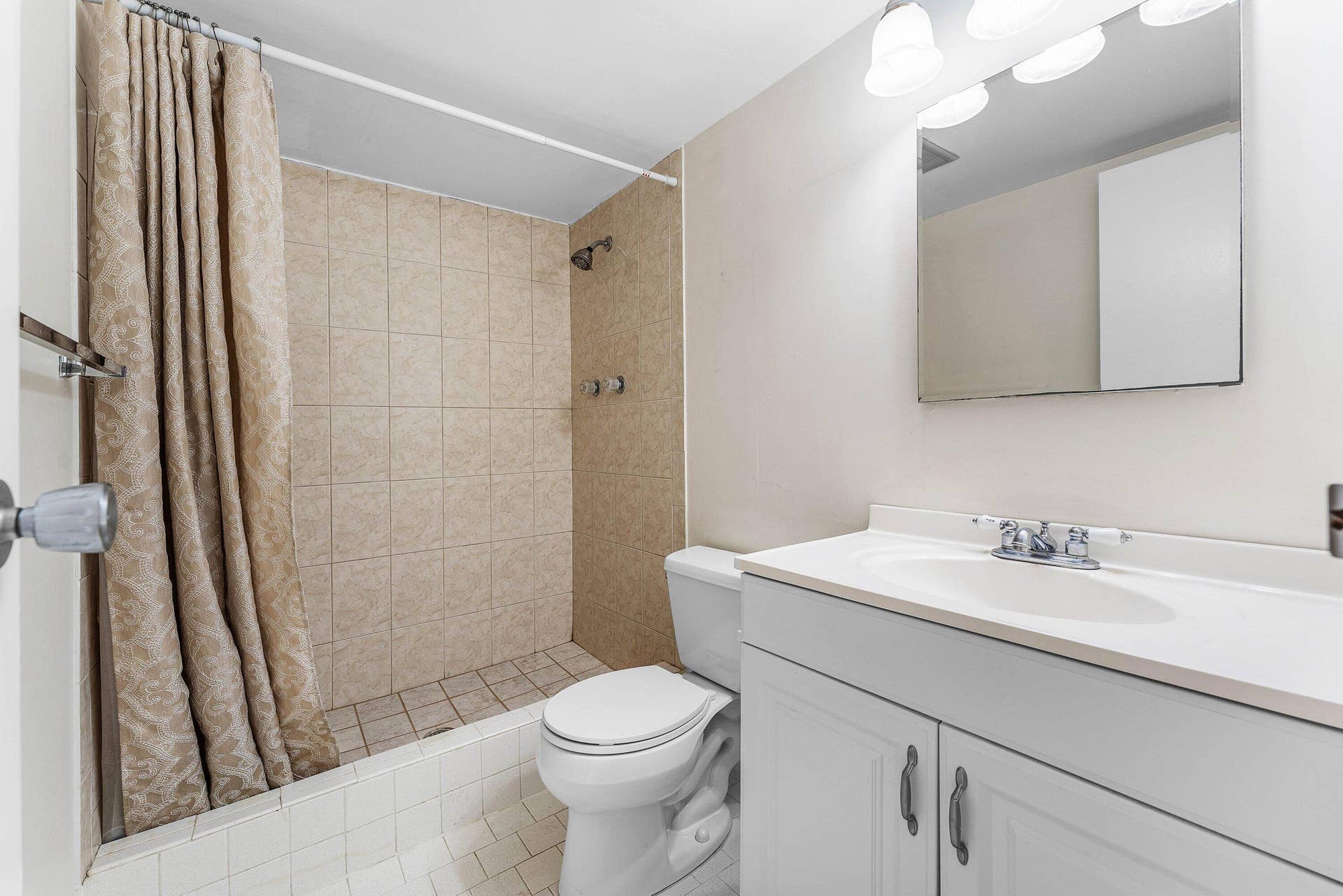 3545 S Ocean Boulevard, #405, South Palm Beach, FL 33480 023-3545SouthOceanBoulevard-405-SouthPal