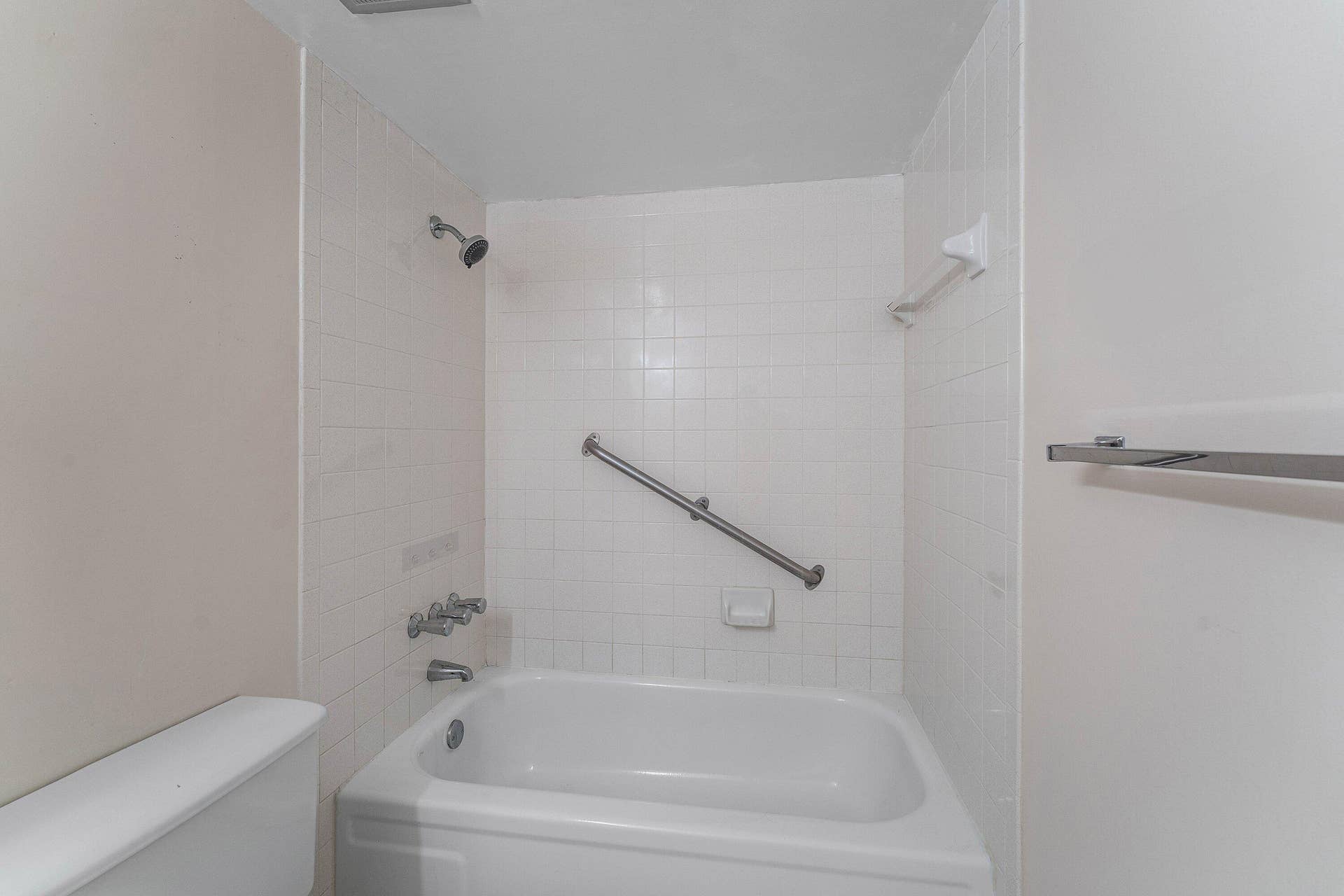 3545 S Ocean Boulevard, #405, South Palm Beach, FL 33480 020-3545SouthOceanBoulevard-405-SouthPal