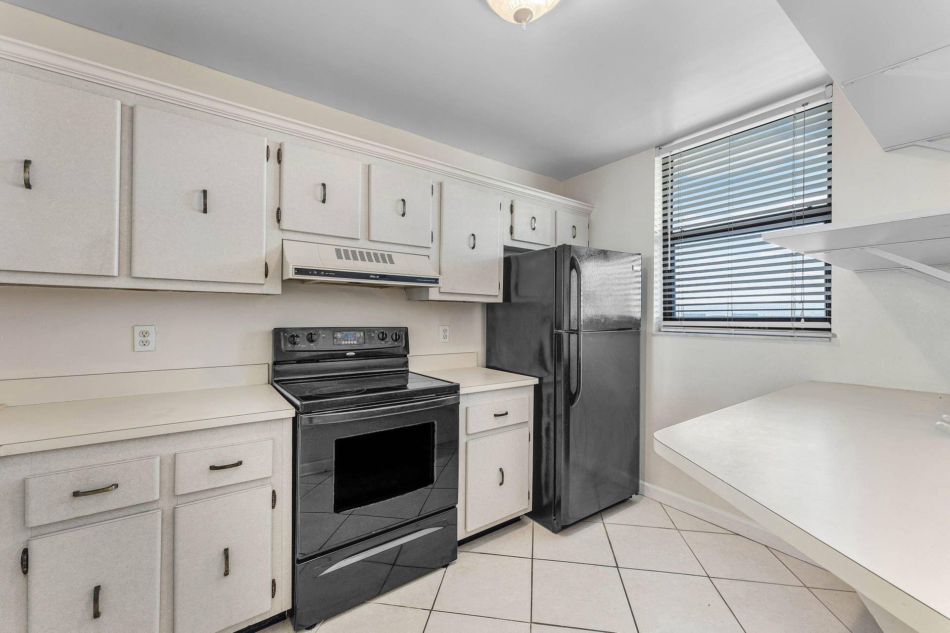 3545 S Ocean Boulevard, #405, South Palm Beach, FL 33480 004-3545SouthOceanBoulevard-405-SouthPal