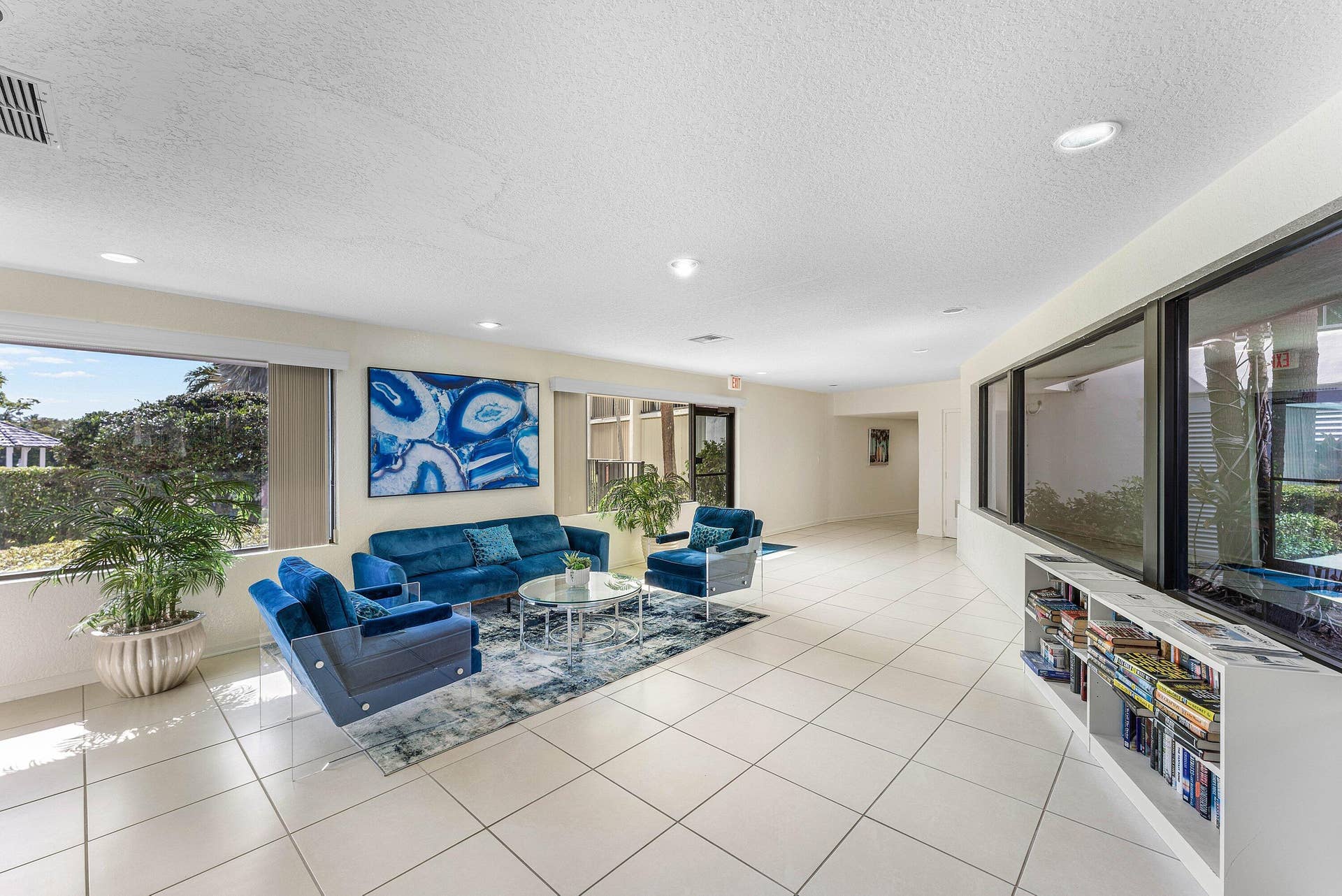 3545 S Ocean Boulevard, #405, South Palm Beach, FL 33480 028-3545SouthOceanBoulevard-405-SouthPal