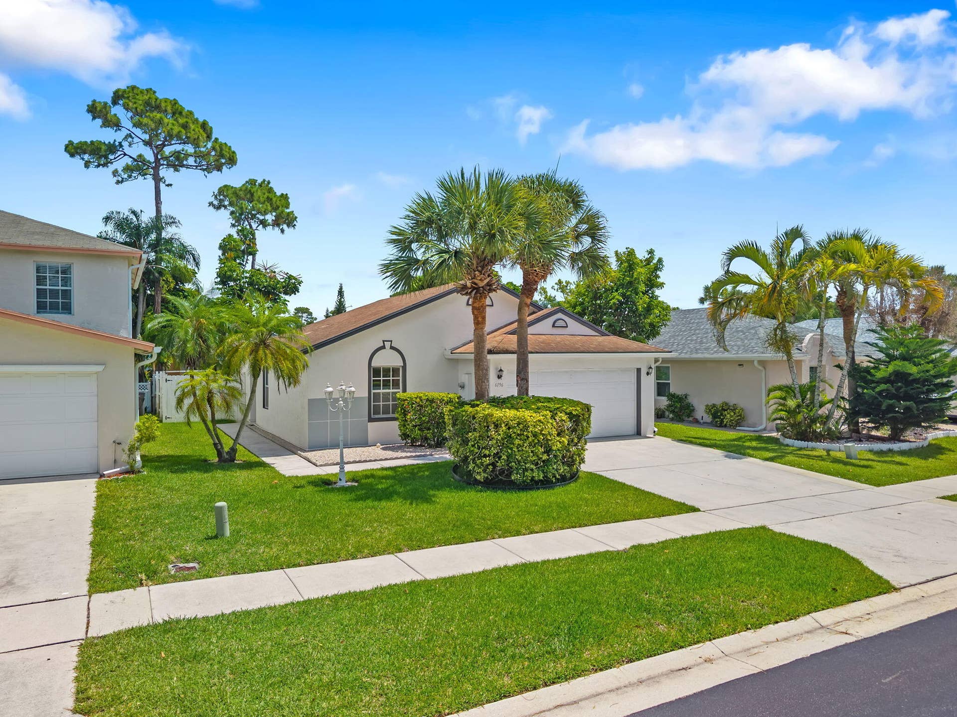 6196 Azalea Circle, West Palm Beach, FL 33415 1-web-or-mls-DJI_20260617000351_0003_D