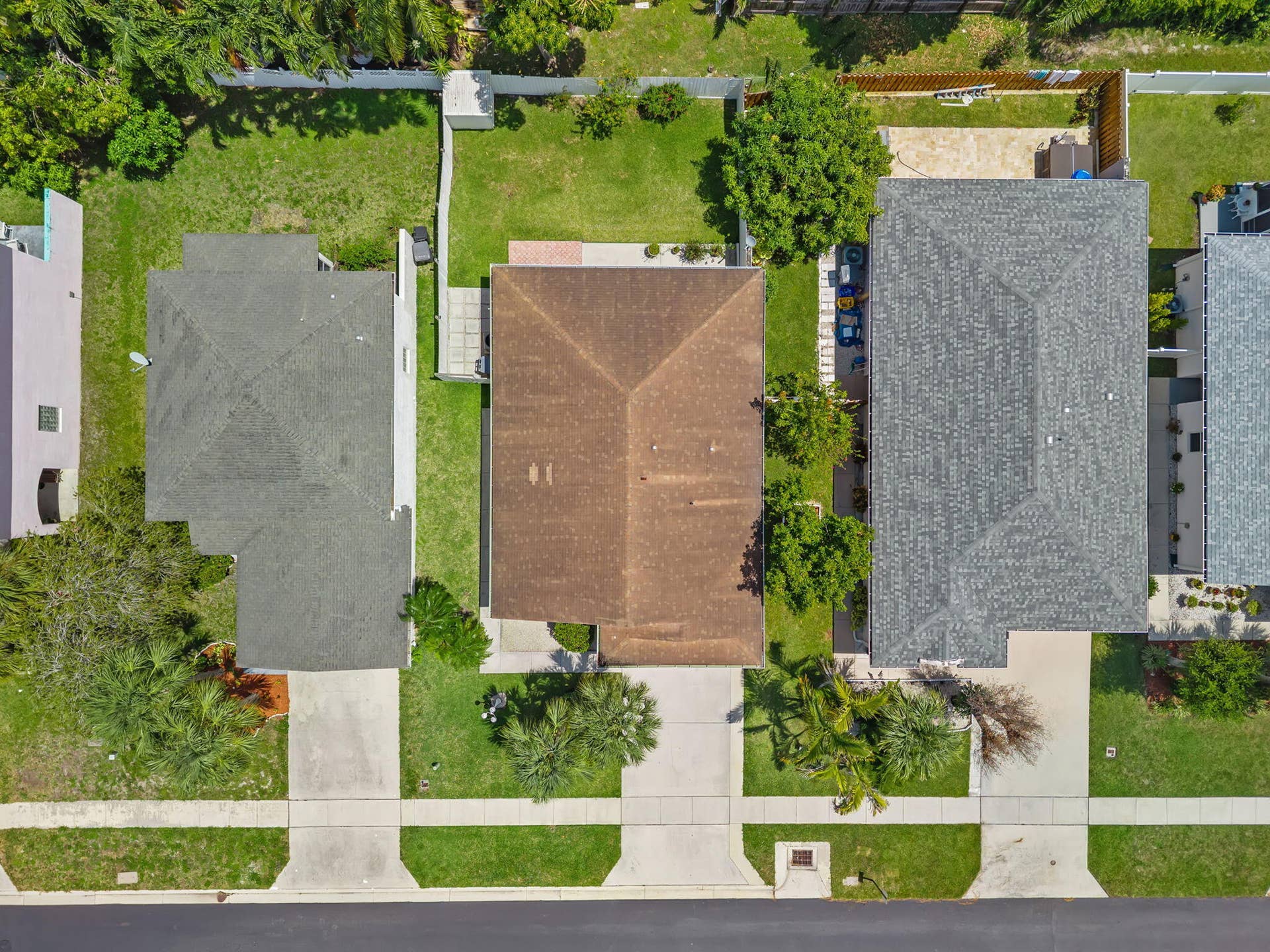 6196 Azalea Circle, West Palm Beach, FL 33415 26-web-or-mls-DJI_20260617000438_0018_D