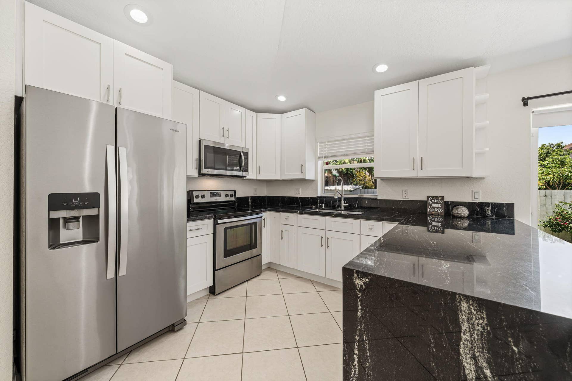 6196 Azalea Circle, West Palm Beach, FL 33415 10-web-or-mls-DSC07398
