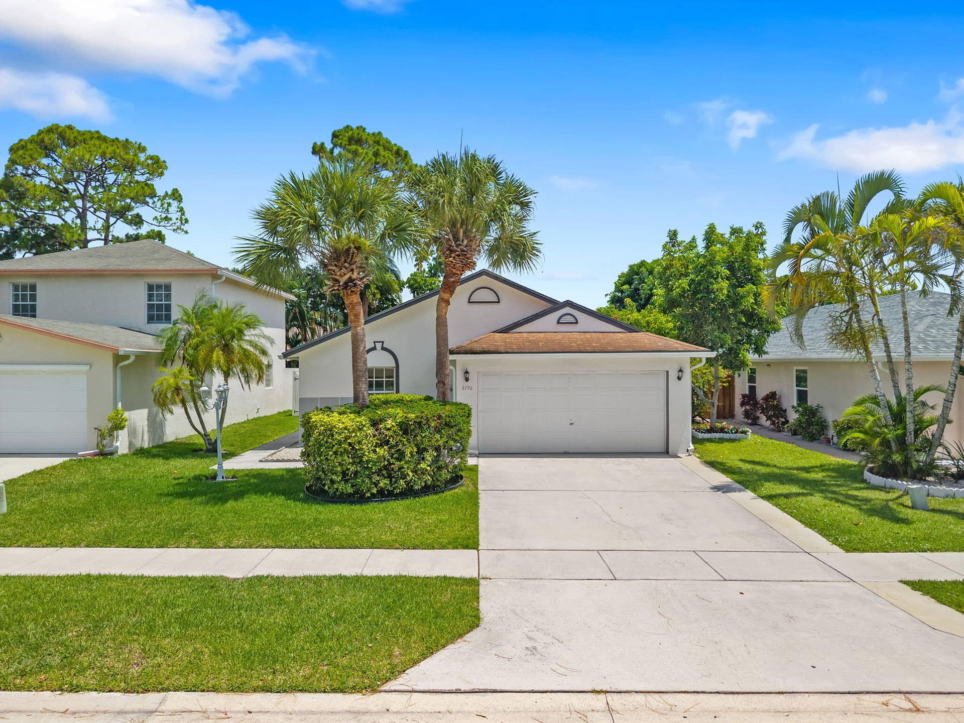6196 Azalea Circle, West Palm Beach, FL 33415 2-web-or-mls-DJI_20260617000413_0008_D