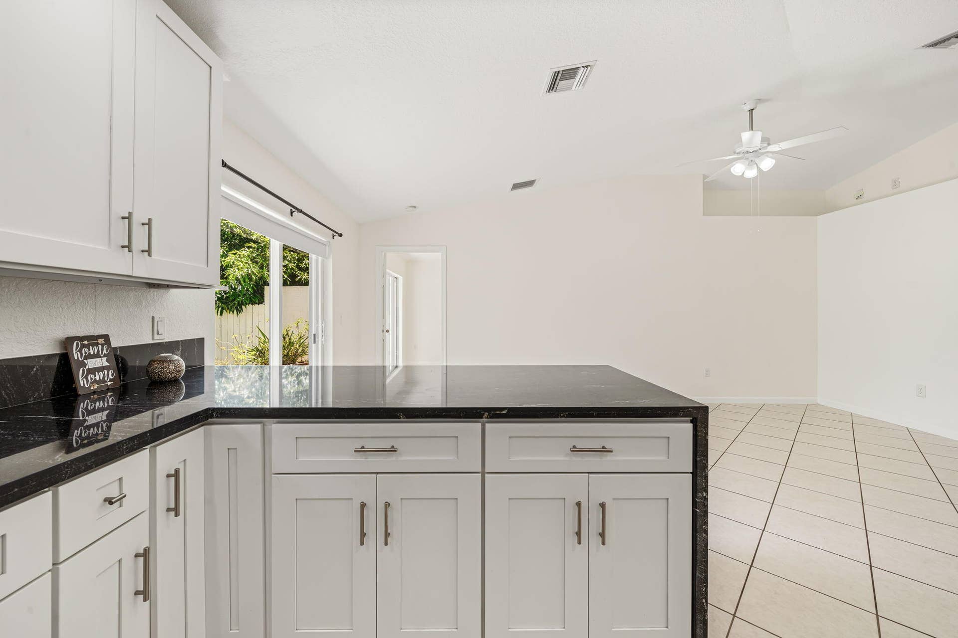 6196 Azalea Circle, West Palm Beach, FL 33415 12-web-or-mls-DSC07408