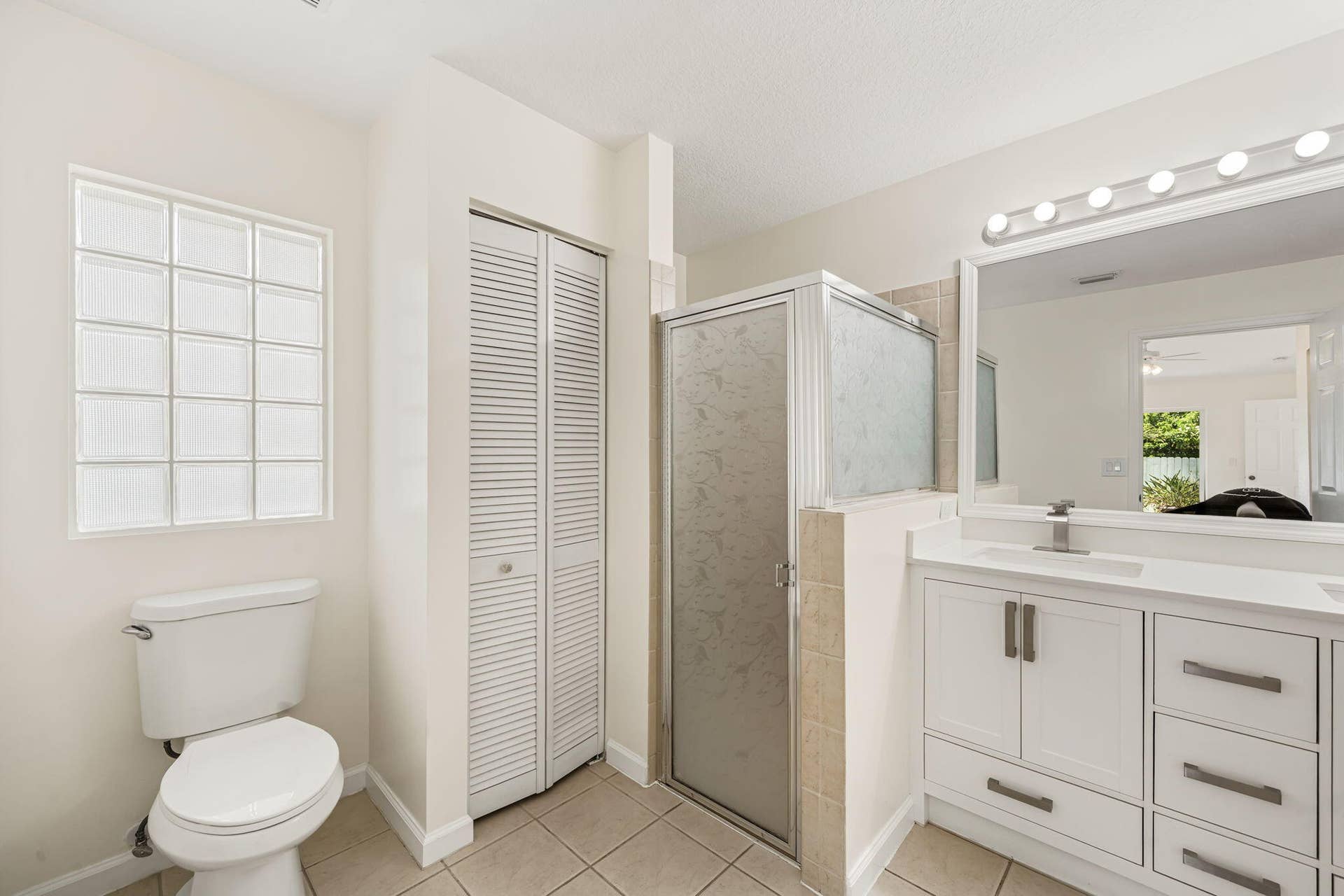 6196 Azalea Circle, West Palm Beach, FL 33415 17-web-or-mls-DSC07433