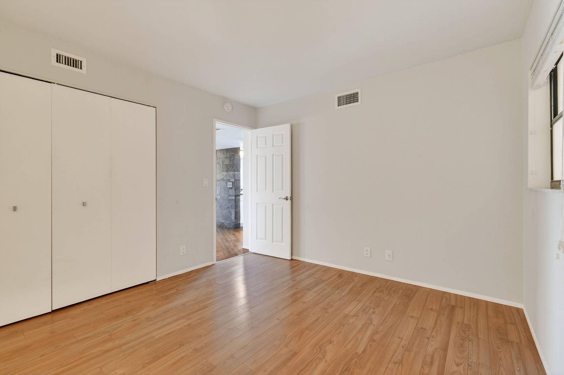 1036 Us Highway 1, #324, North Palm Beach, FL 33408 2nd Guest Room