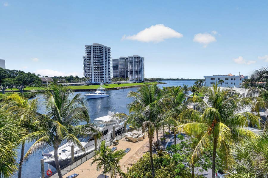Property photo for 1036 Us Highway 1, #324, North Palm Beach, FL