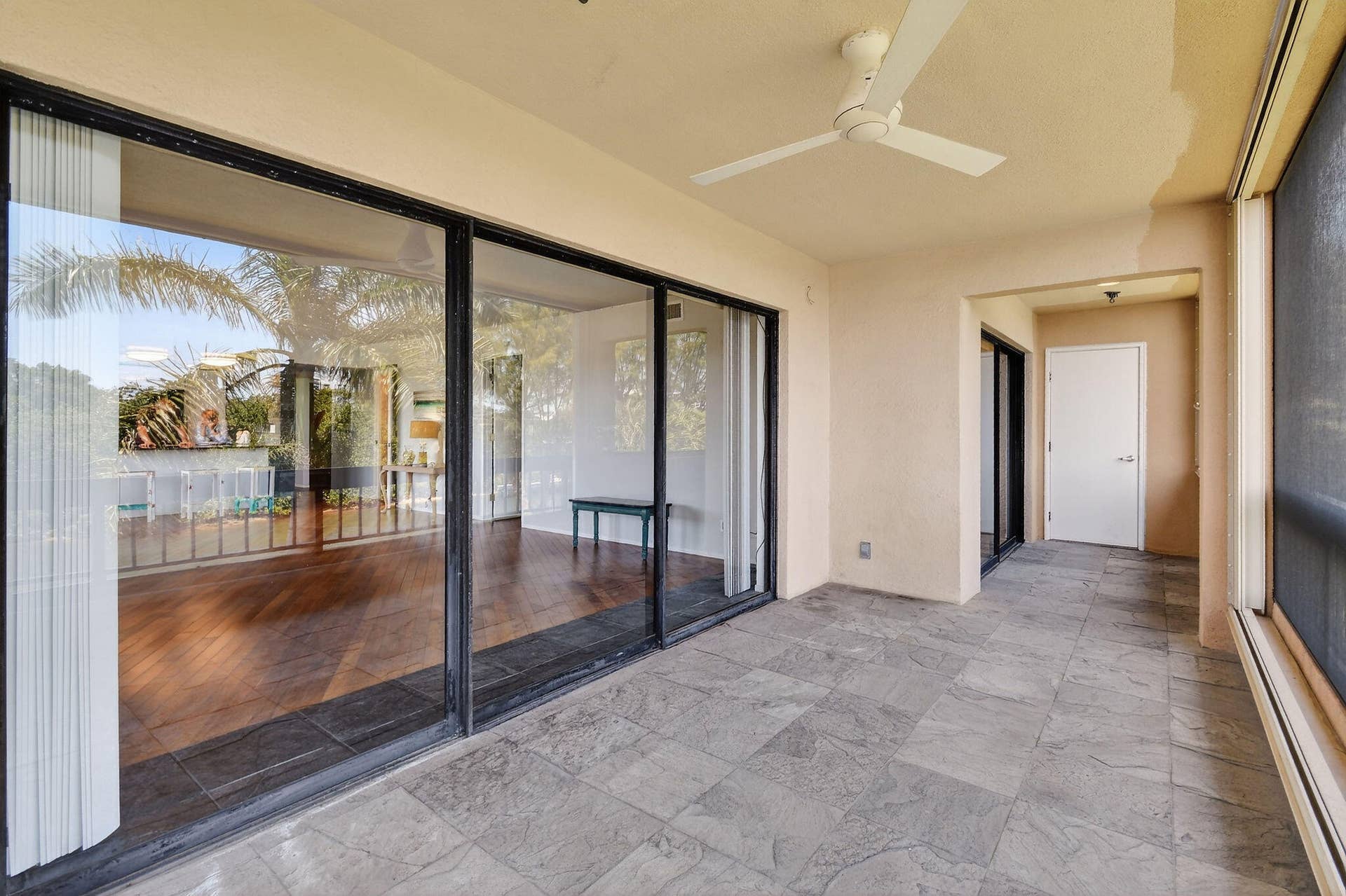 1036 Us Highway 1, #324, North Palm Beach, FL 33408 Expansive Balcony