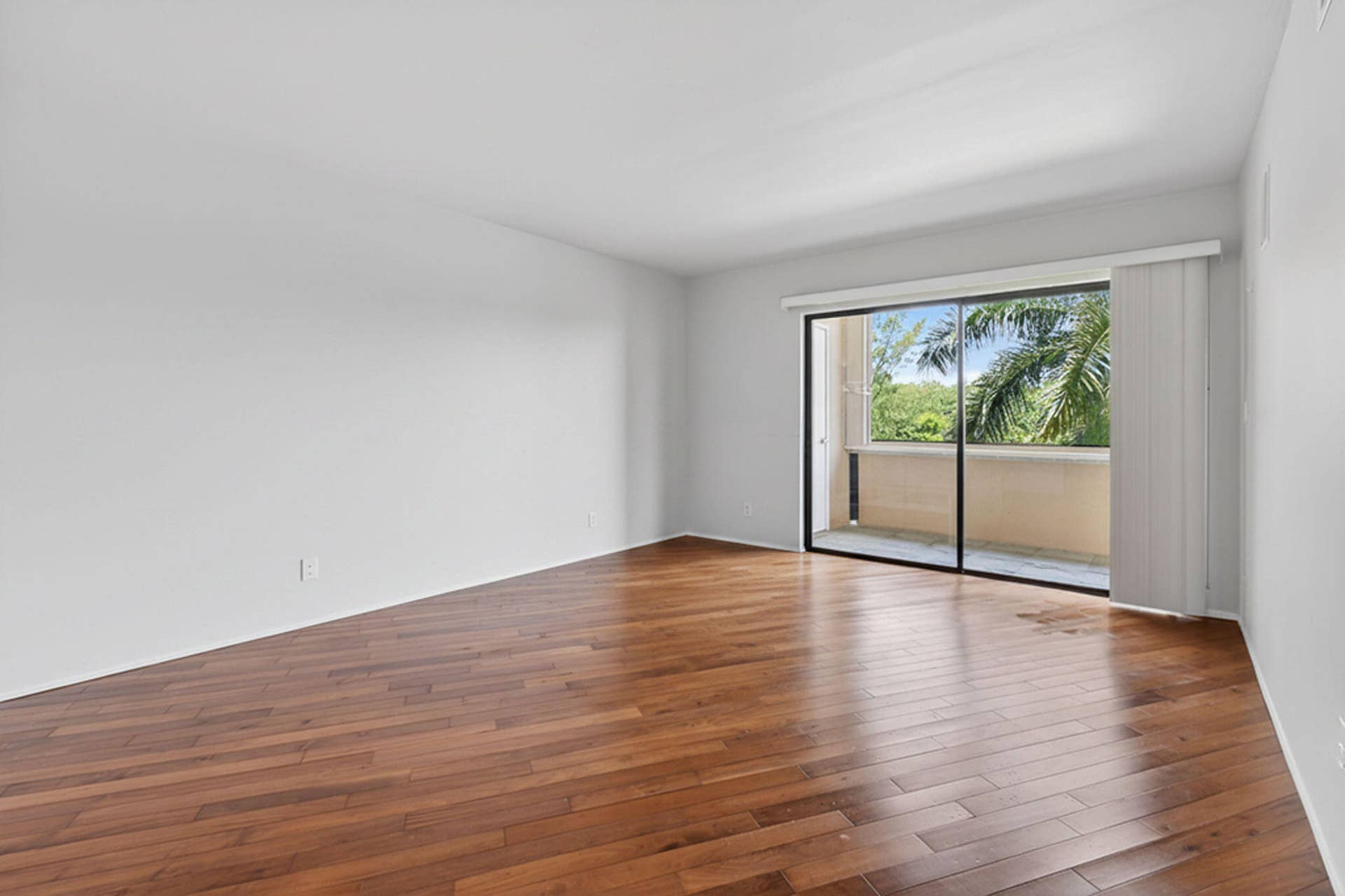 1036 Us Highway 1, #324, North Palm Beach, FL 33408 Partially furnished