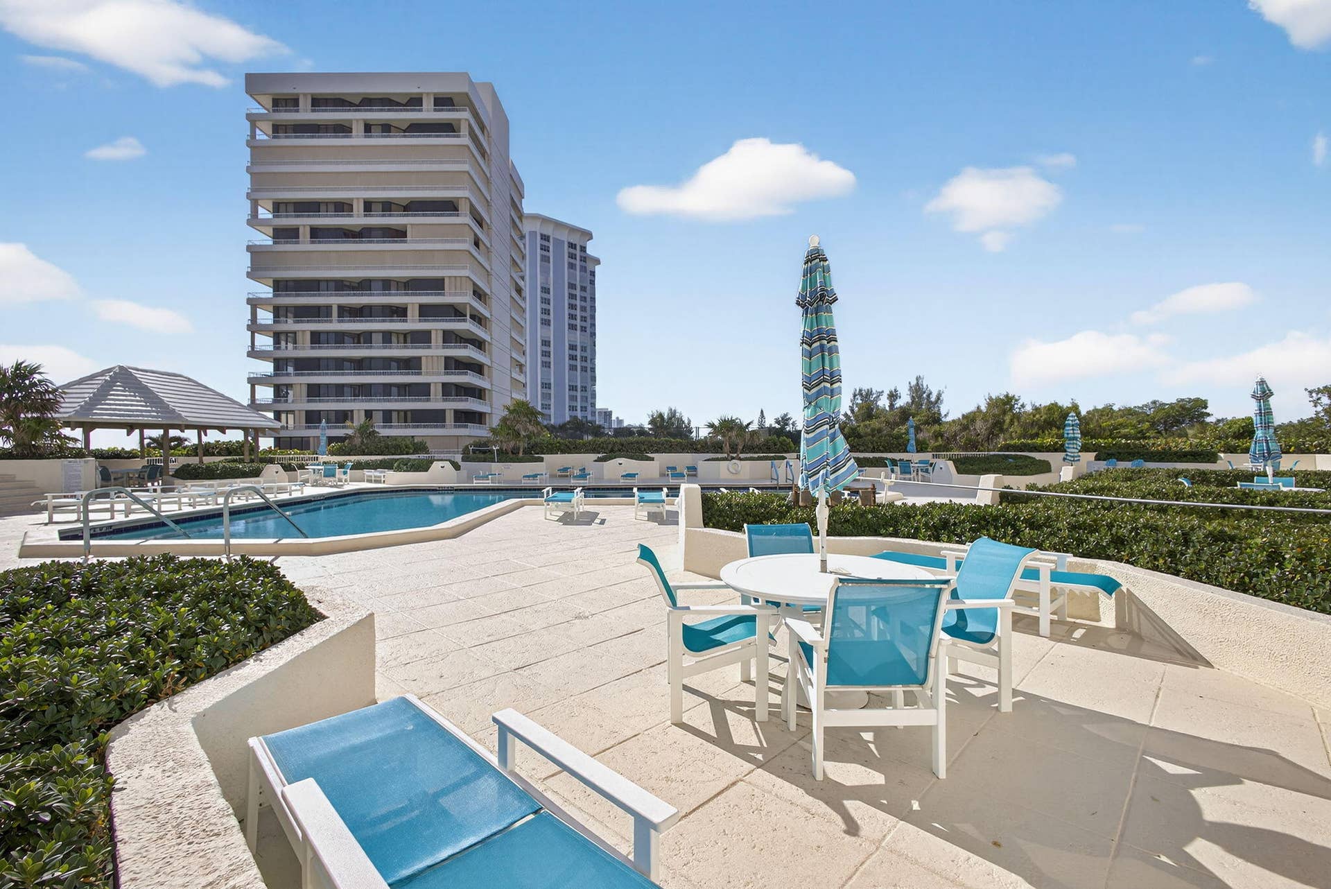 5280 N Ocean Drive, #3a, Singer Island, FL 33404 41-web-or-mls-46-print-54-print-5D1A4720