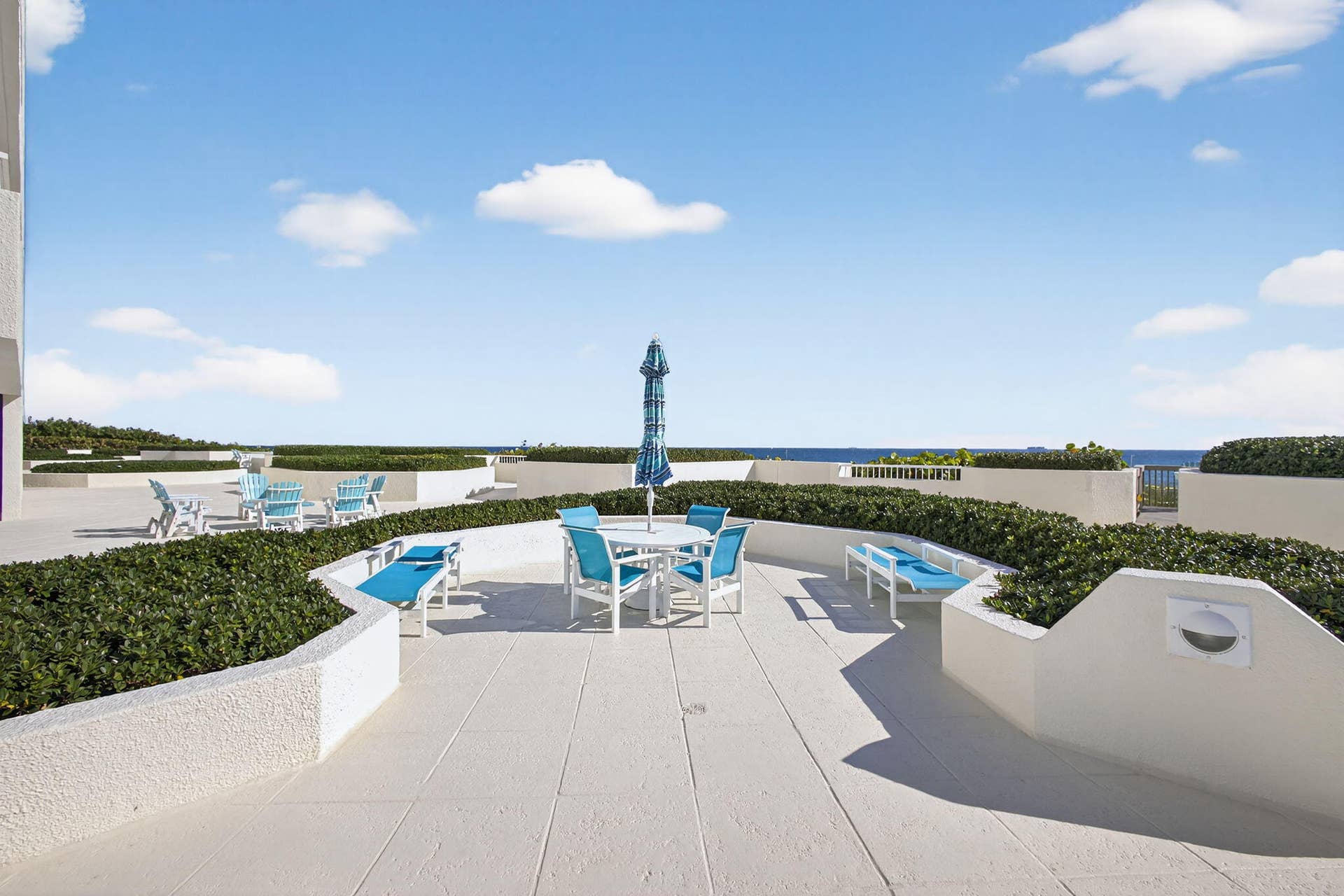 5280 N Ocean Drive, #3a, Singer Island, FL 33404 43-web-or-mls-48-print-56-print-5D1A4733
