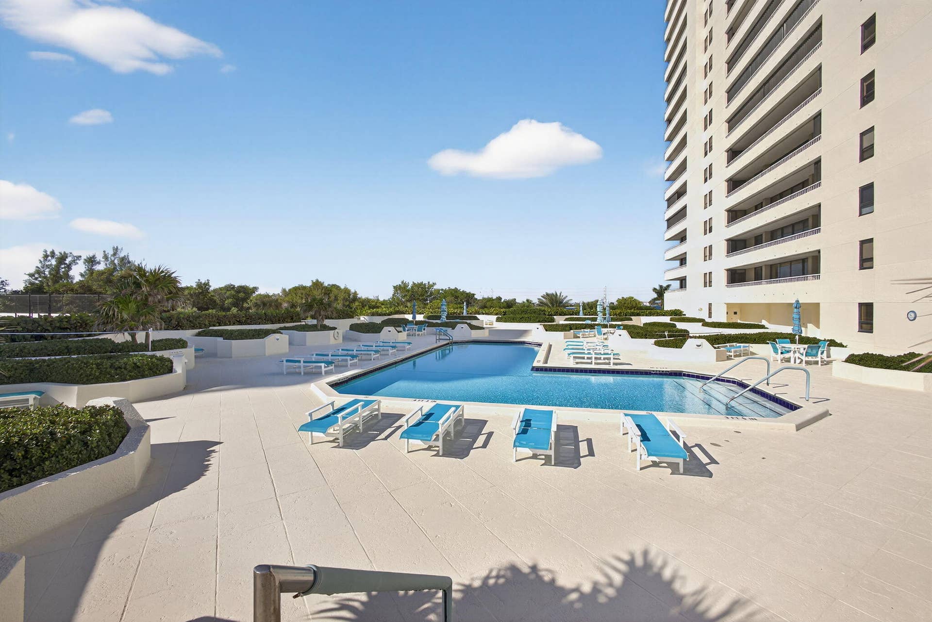 5280 N Ocean Drive, #3a, Singer Island, FL 33404 53-web-or-mls-58-print-66-print-5D1A4782