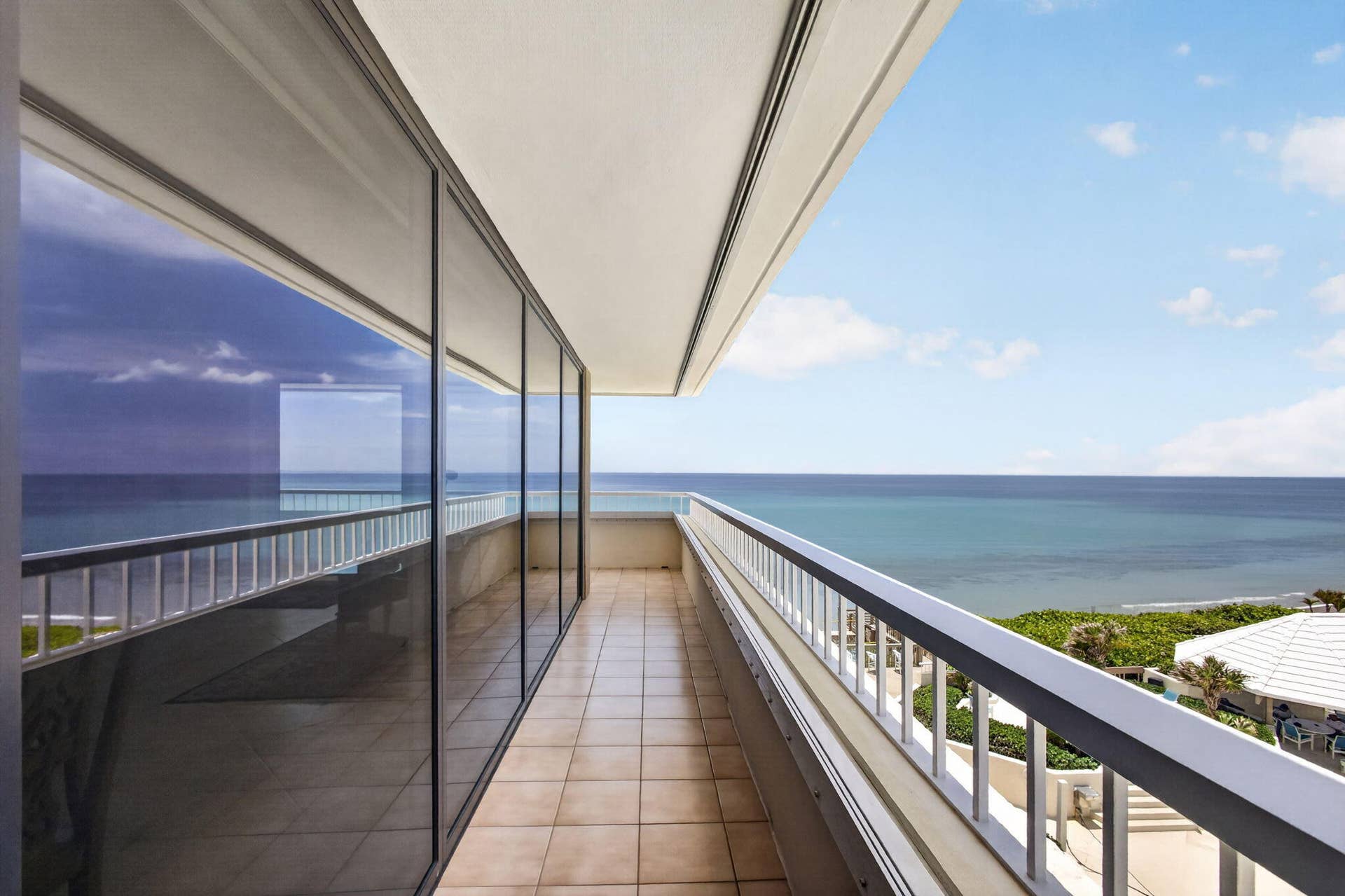 5280 N Ocean Drive, #3a, Singer Island, FL 33404 35-web-or-mls-5D1A9979