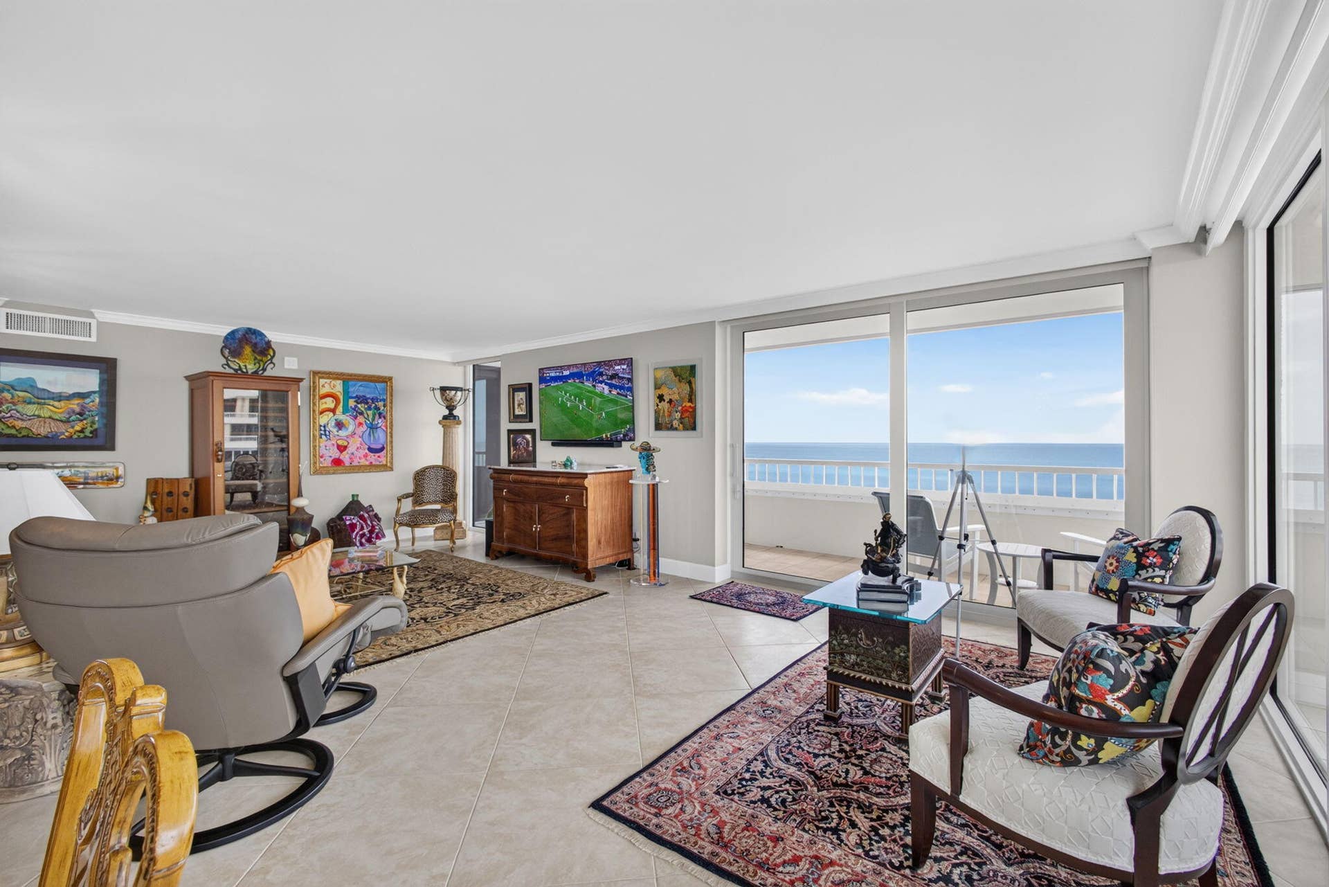 5280 N Ocean Drive, #3a, Singer Island, FL 33404 15-web-or-mls-5D1A9831