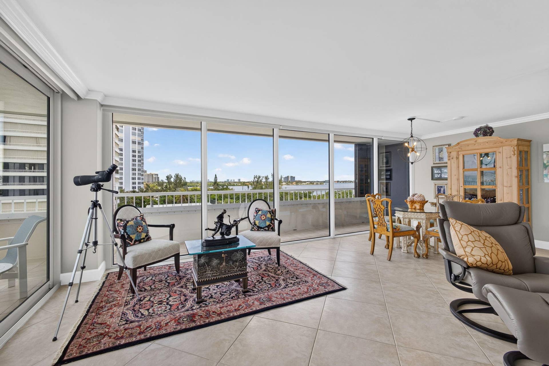 5280 N Ocean Drive, #3a, Singer Island, FL 33404 19-web-or-mls-5D1A9851