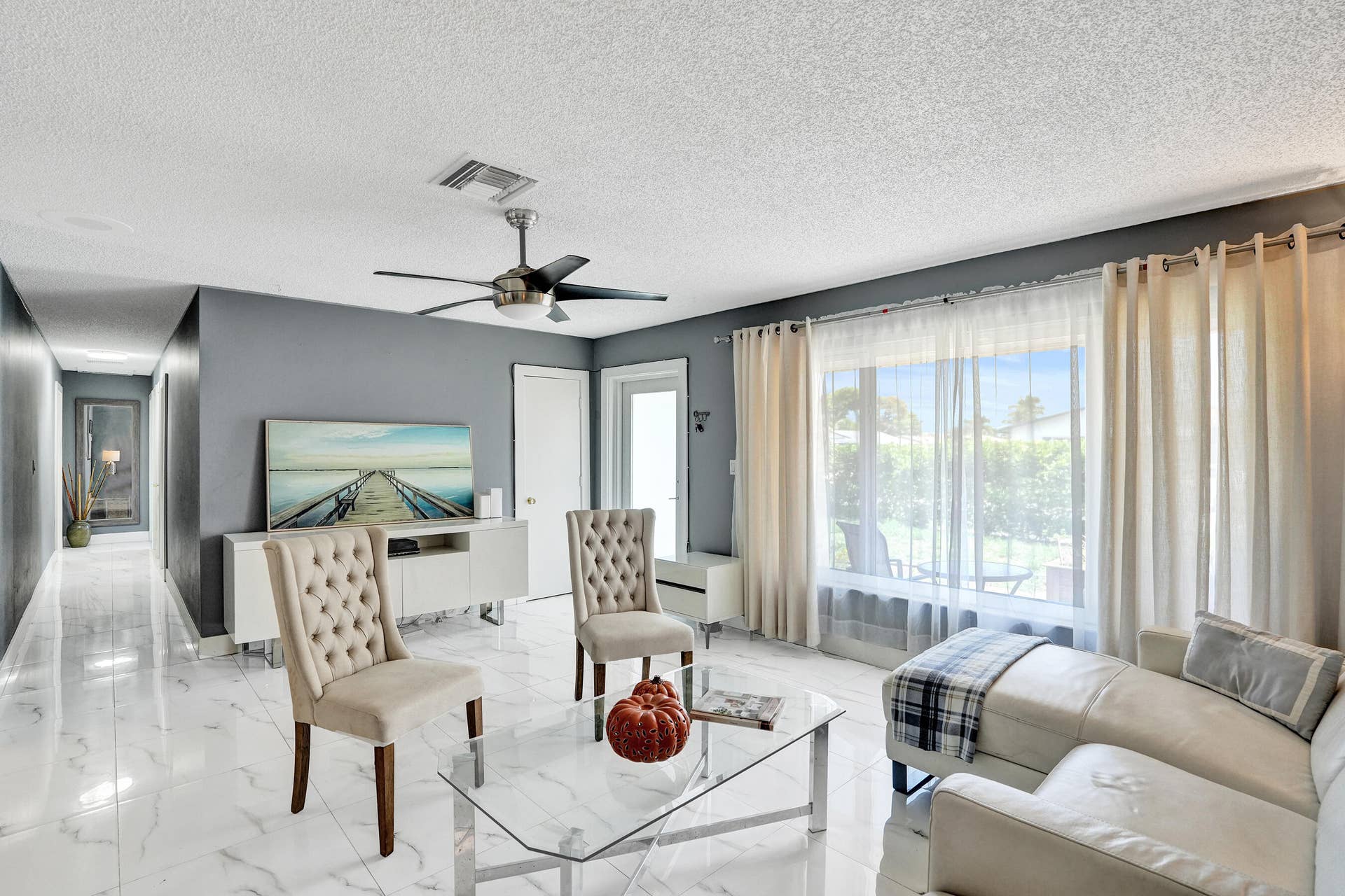 307 SE 14th Place, Deerfield Beach, FL 33441 Living Room