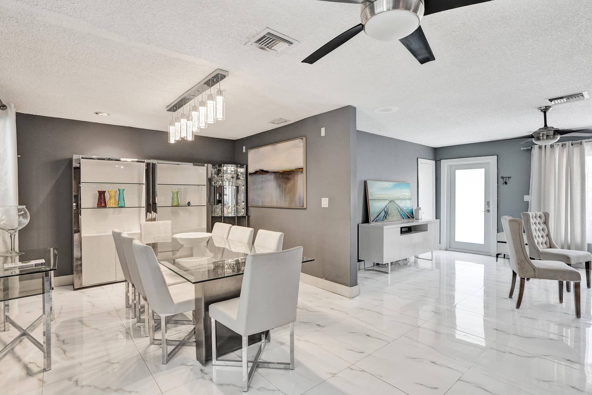 307 SE 14th Place, Deerfield Beach, FL 33441 Dining/ Living