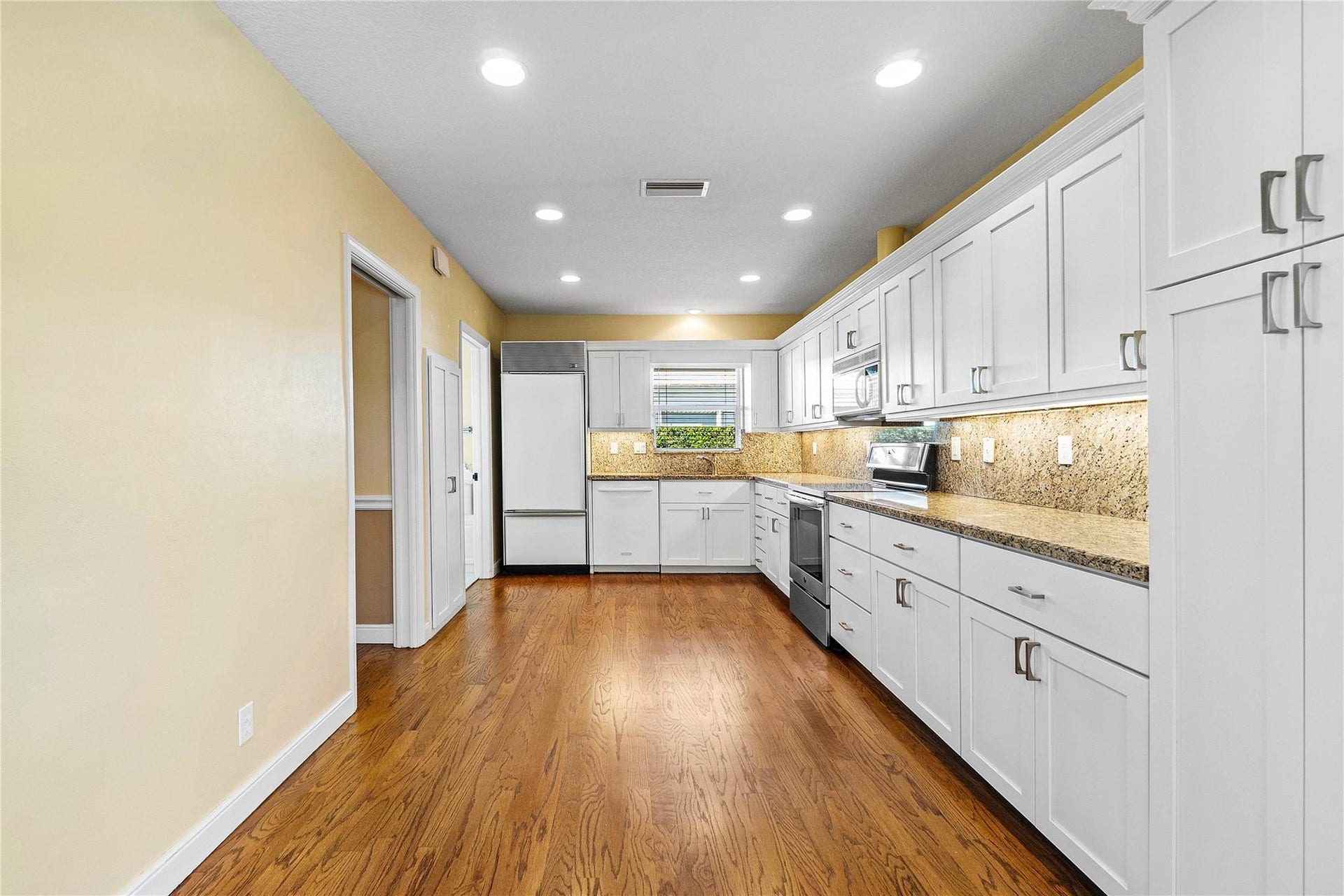 976 SW Mulberry Way, Boca Raton, FL 33486 Photo 20