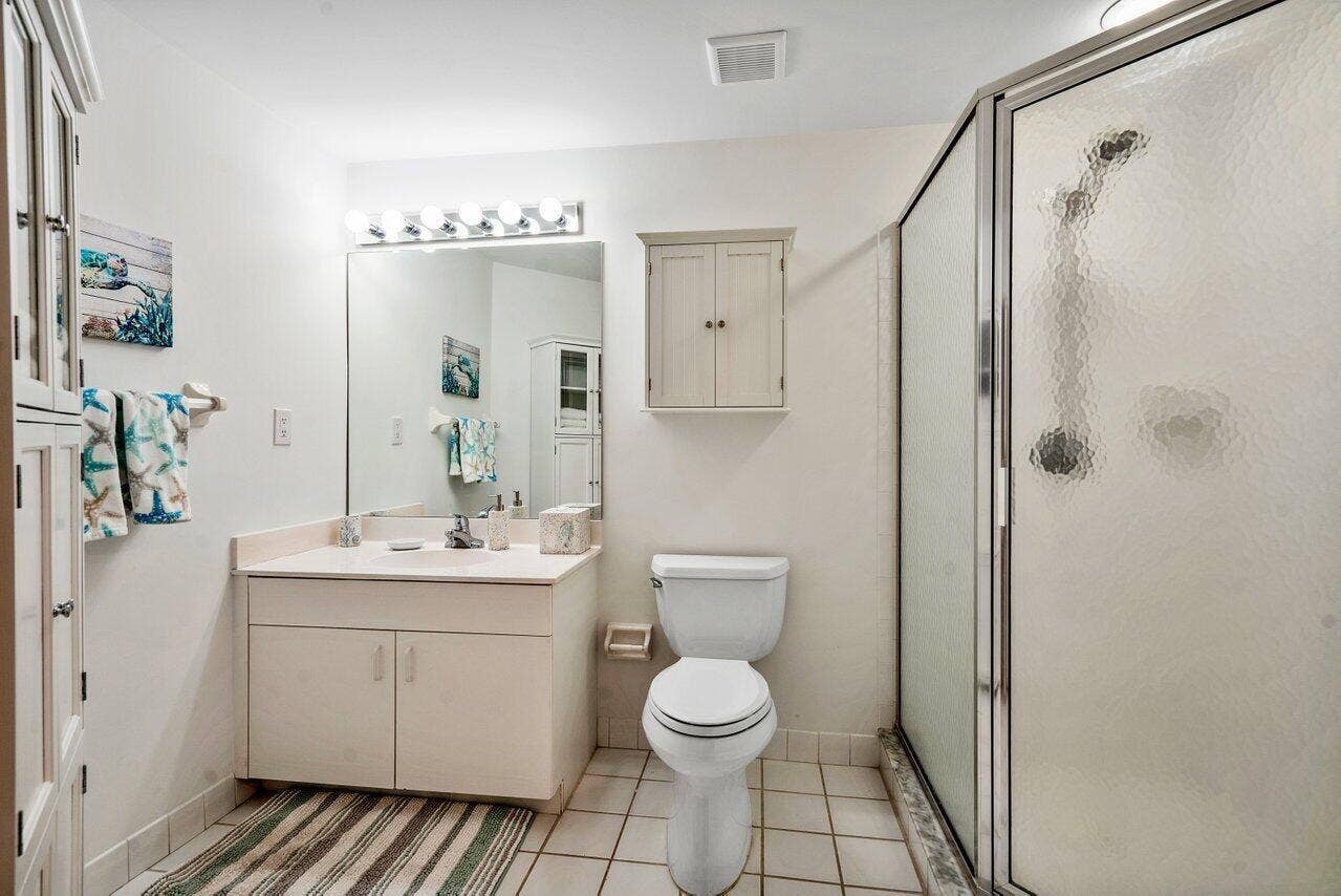 018-300UnoLagoDrive-JunoBeach-FL-33408-S