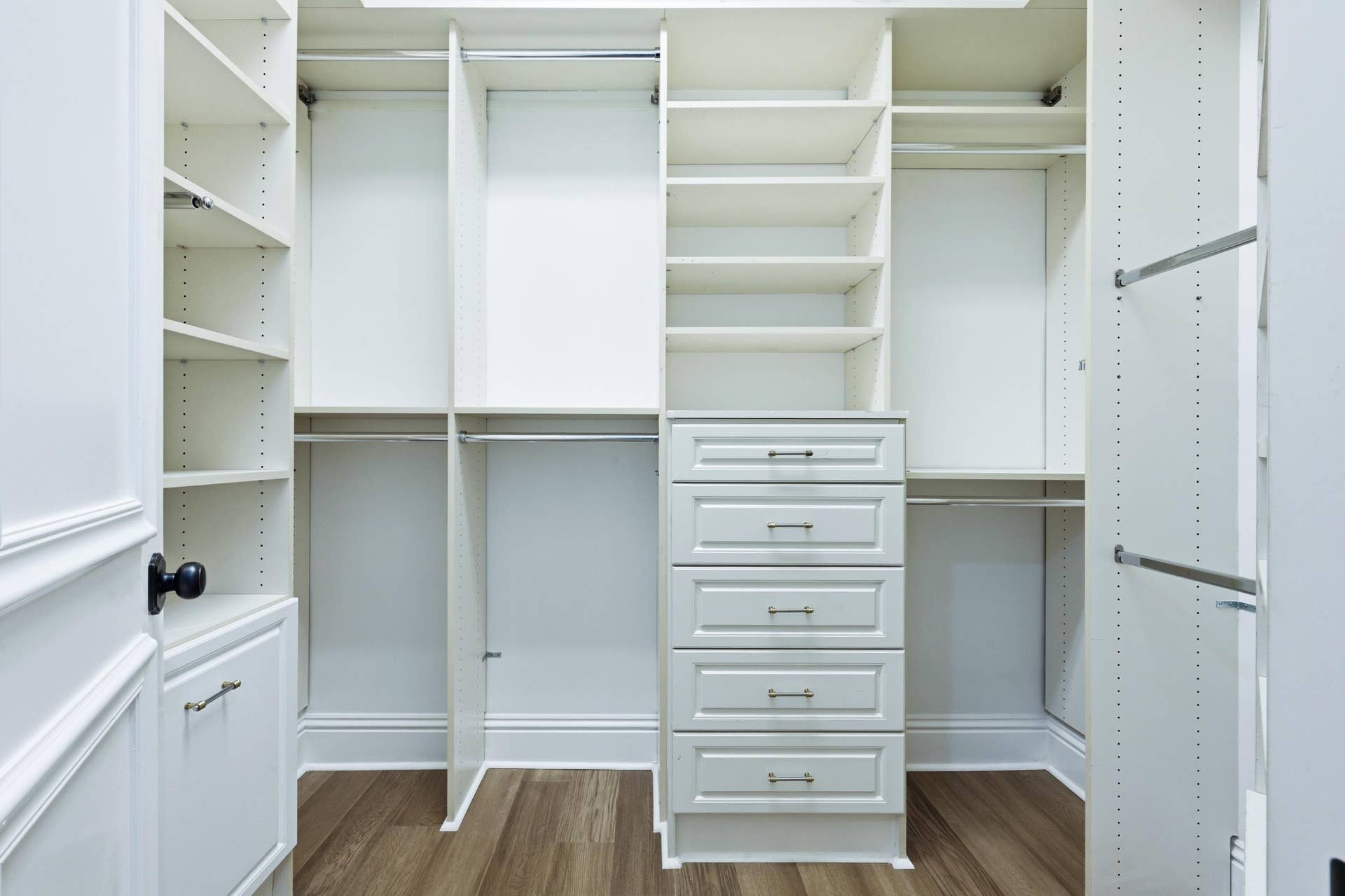 608 Inlet Road, North Palm Beach, FL 33408 PRIMARY CLOSET