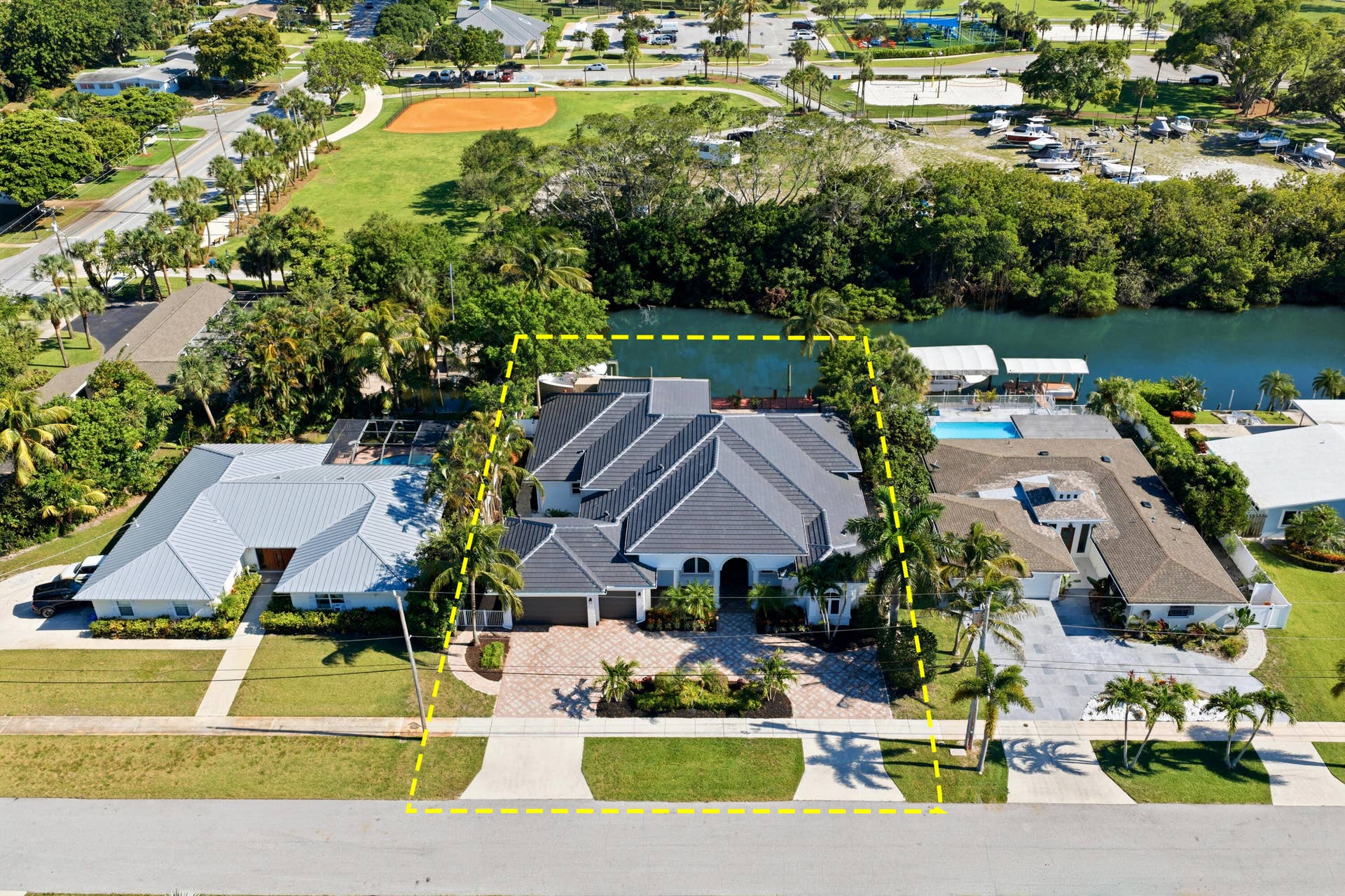608 Inlet Road, North Palm Beach, FL 33408 AERIAL VIEW