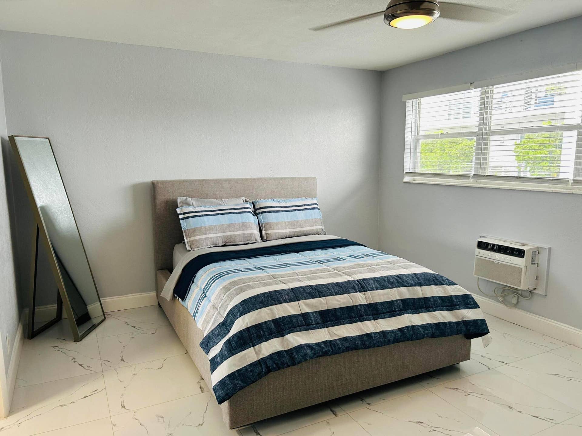 625 Antioch Avenue, #407, Fort Lauderdale, FL 33304 9