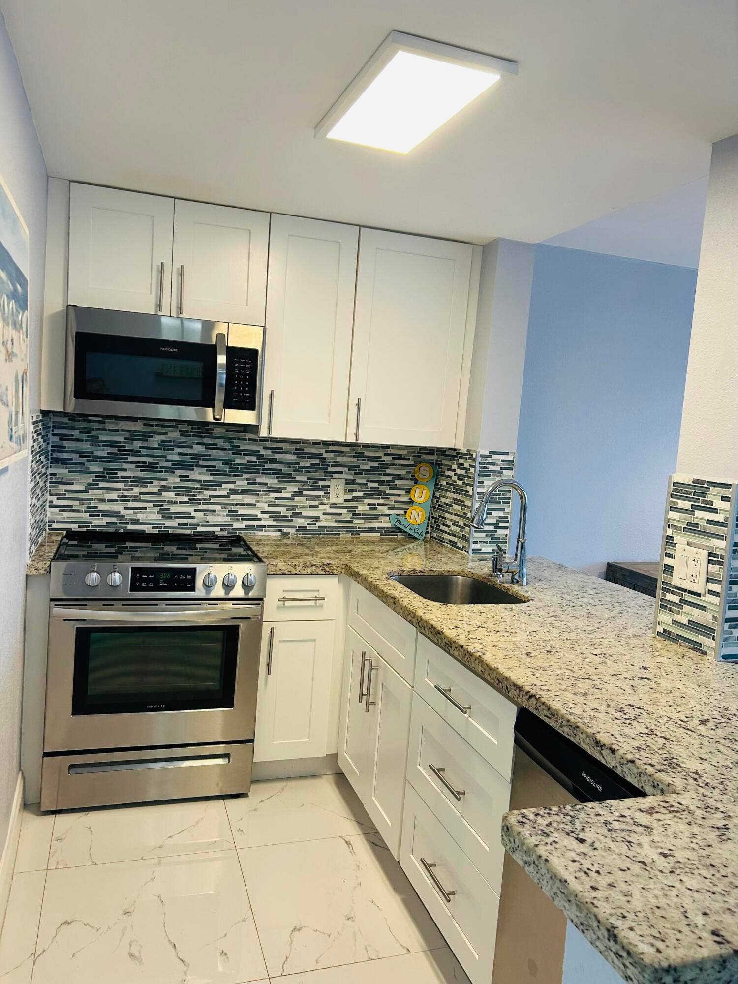 625 Antioch Avenue, #407, Fort Lauderdale, FL 33304 8