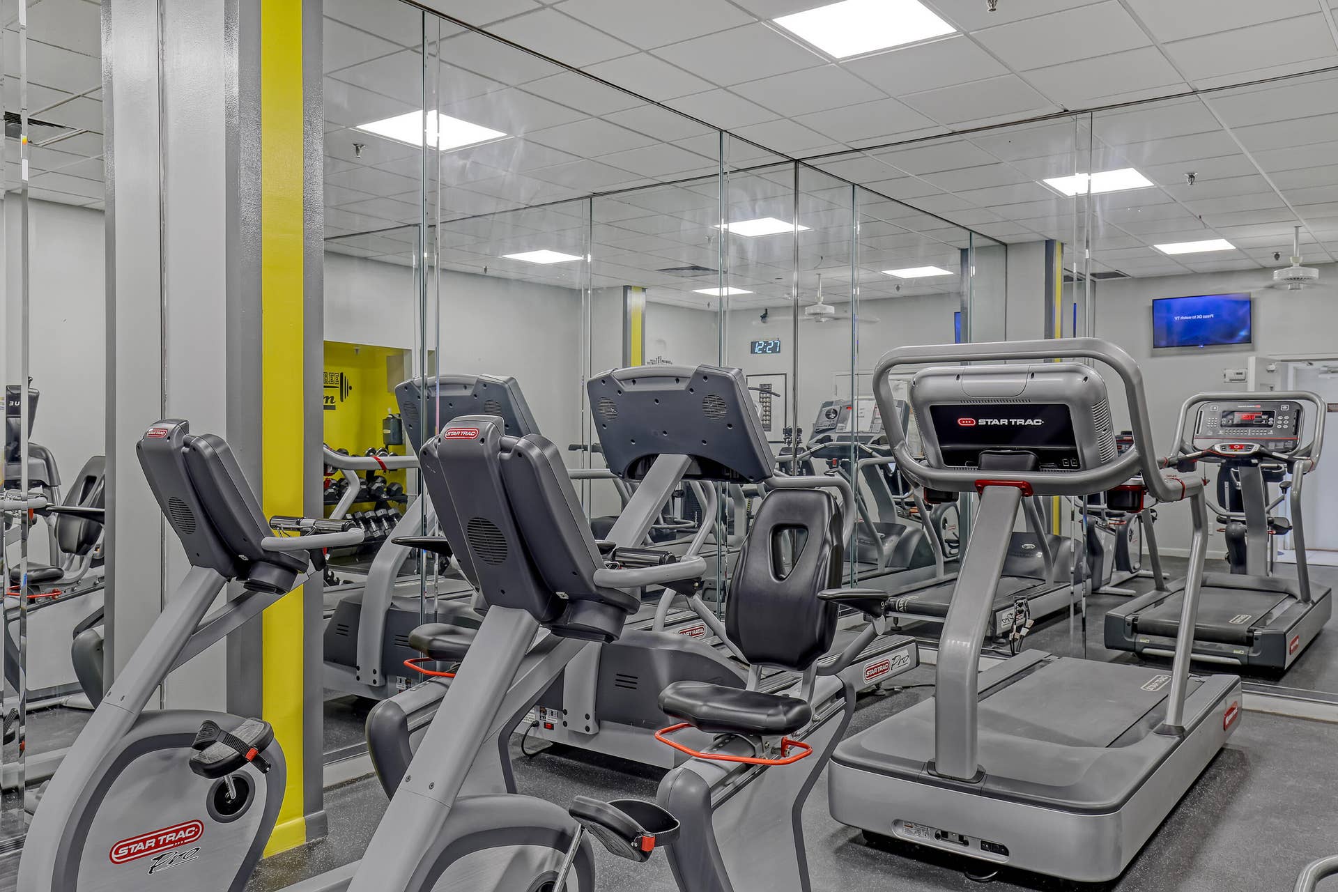 FITNESS CENTER