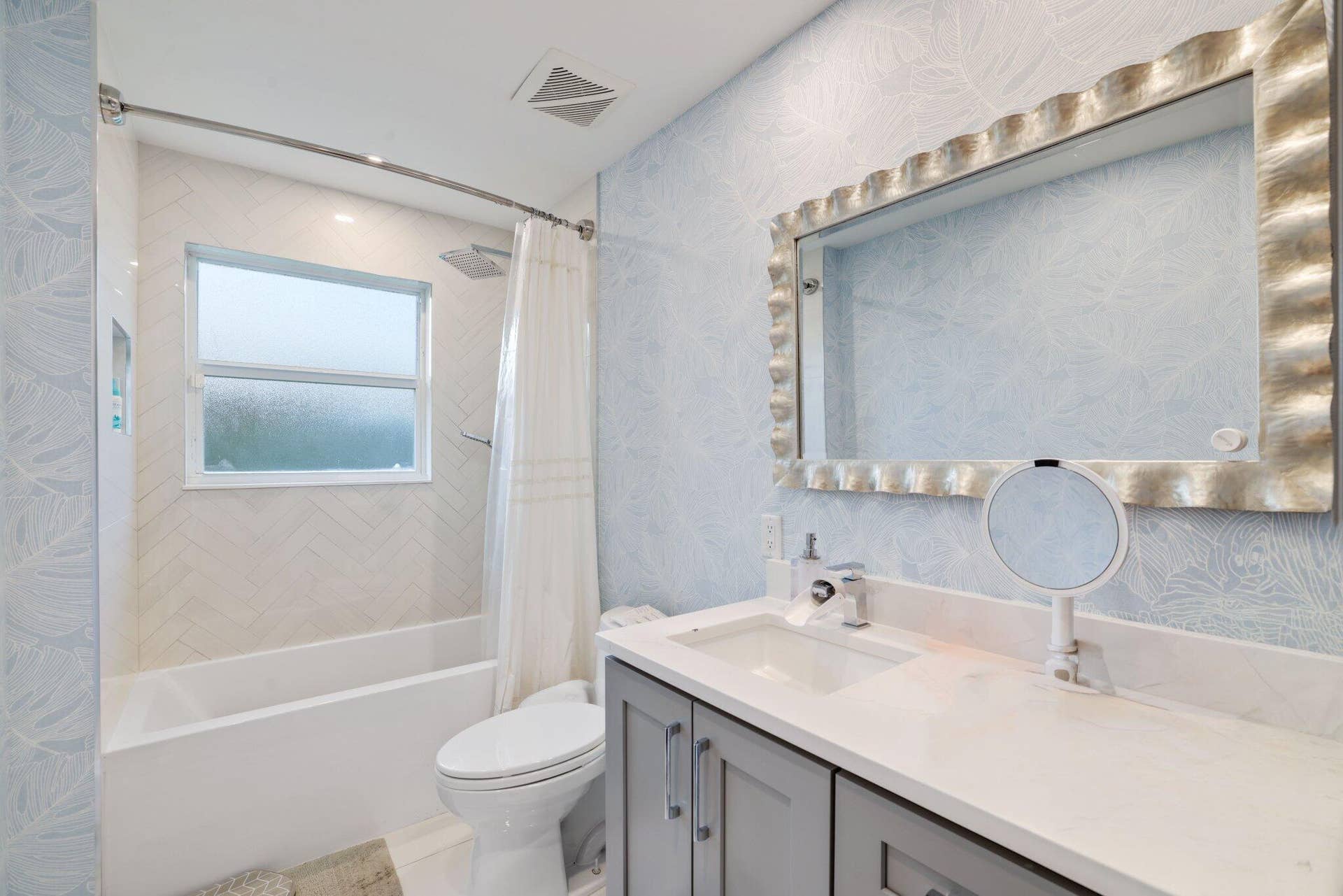 418 Oyster Road, North Palm Beach, FL 33408 418 Oyster Road - 25.jpg-SMALL