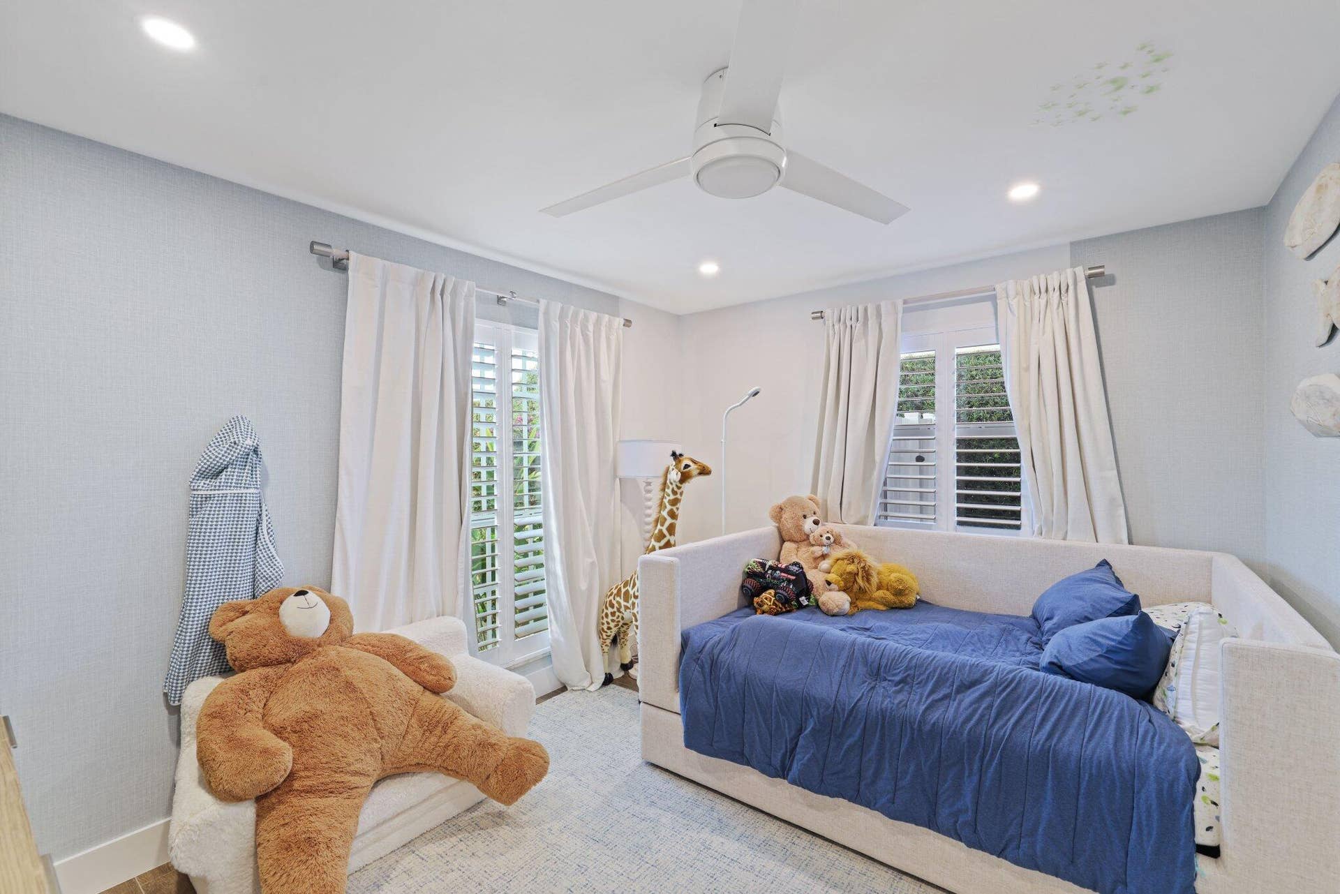 418 Oyster Road, North Palm Beach, FL 33408 418 Oyster Road - 24.jpg-SMALL