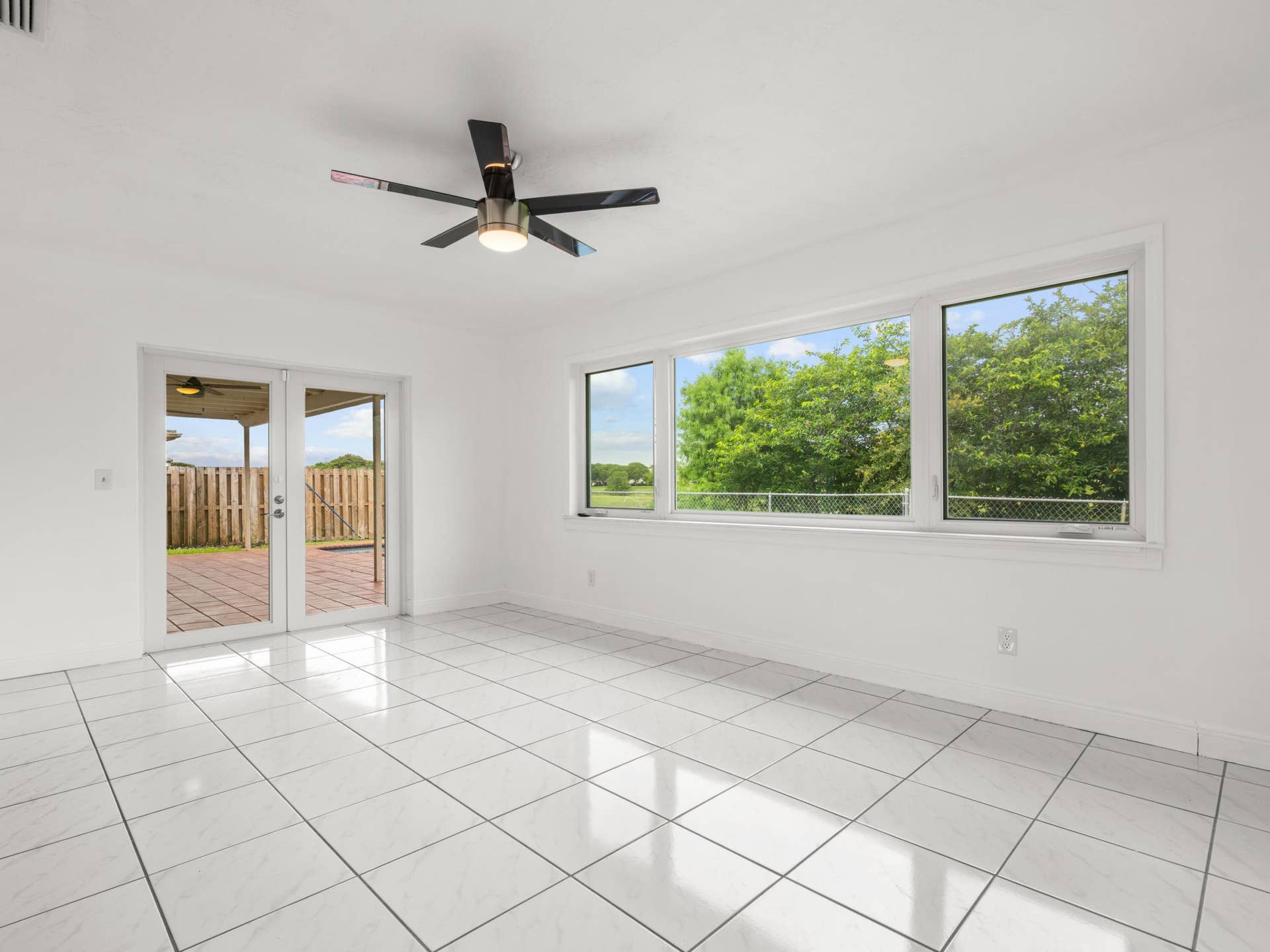5317 SW 120th Avenue, Cooper City, FL 33330 Dining / flex space