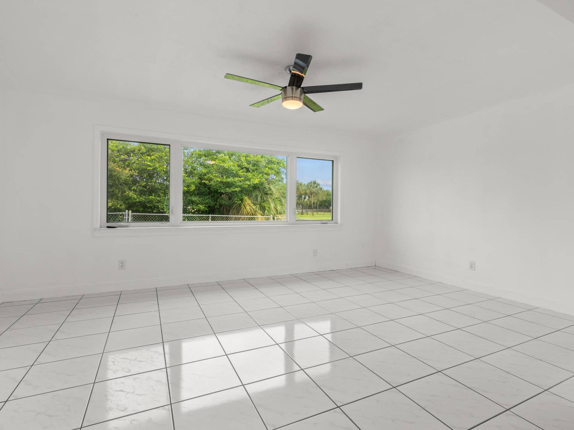 5317 SW 120th Avenue, Cooper City, FL 33330 Dining / flex space