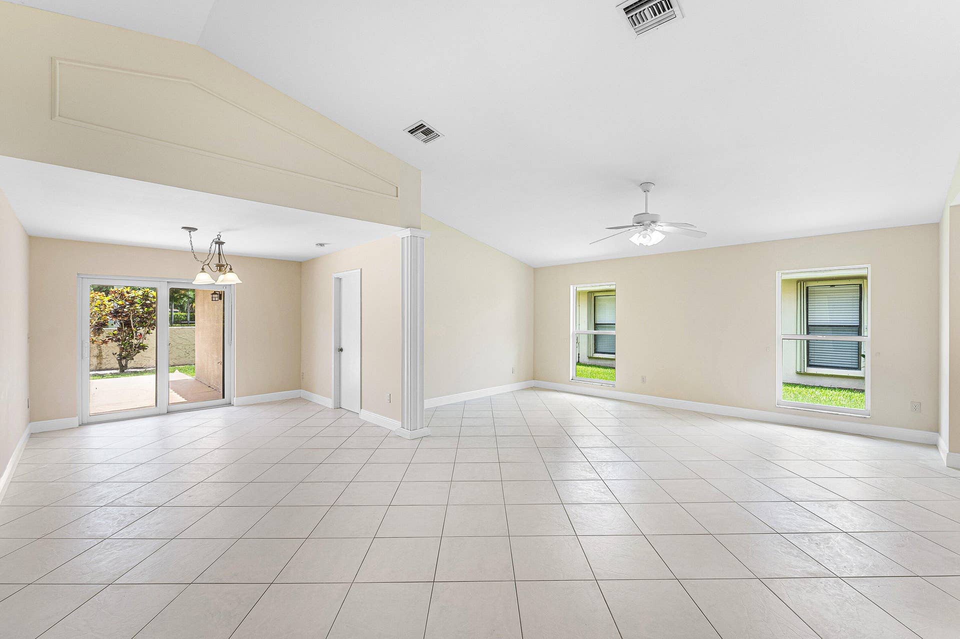 6290 Sweet Maple Lane, Boca Raton, FL 33433 011-6290SweetMapleLane-BocaRaton-FL-3343