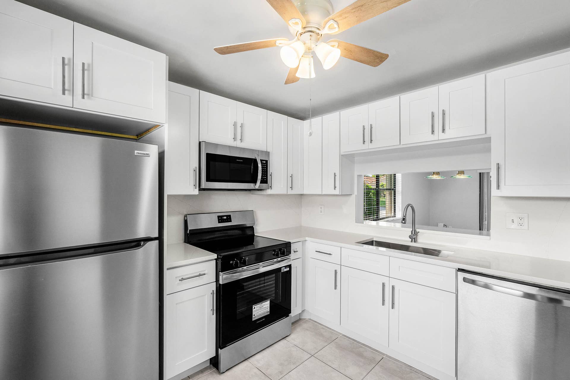 5162 Tennis Lane, Delray Beach, FL 33484 Chef's Kitchen