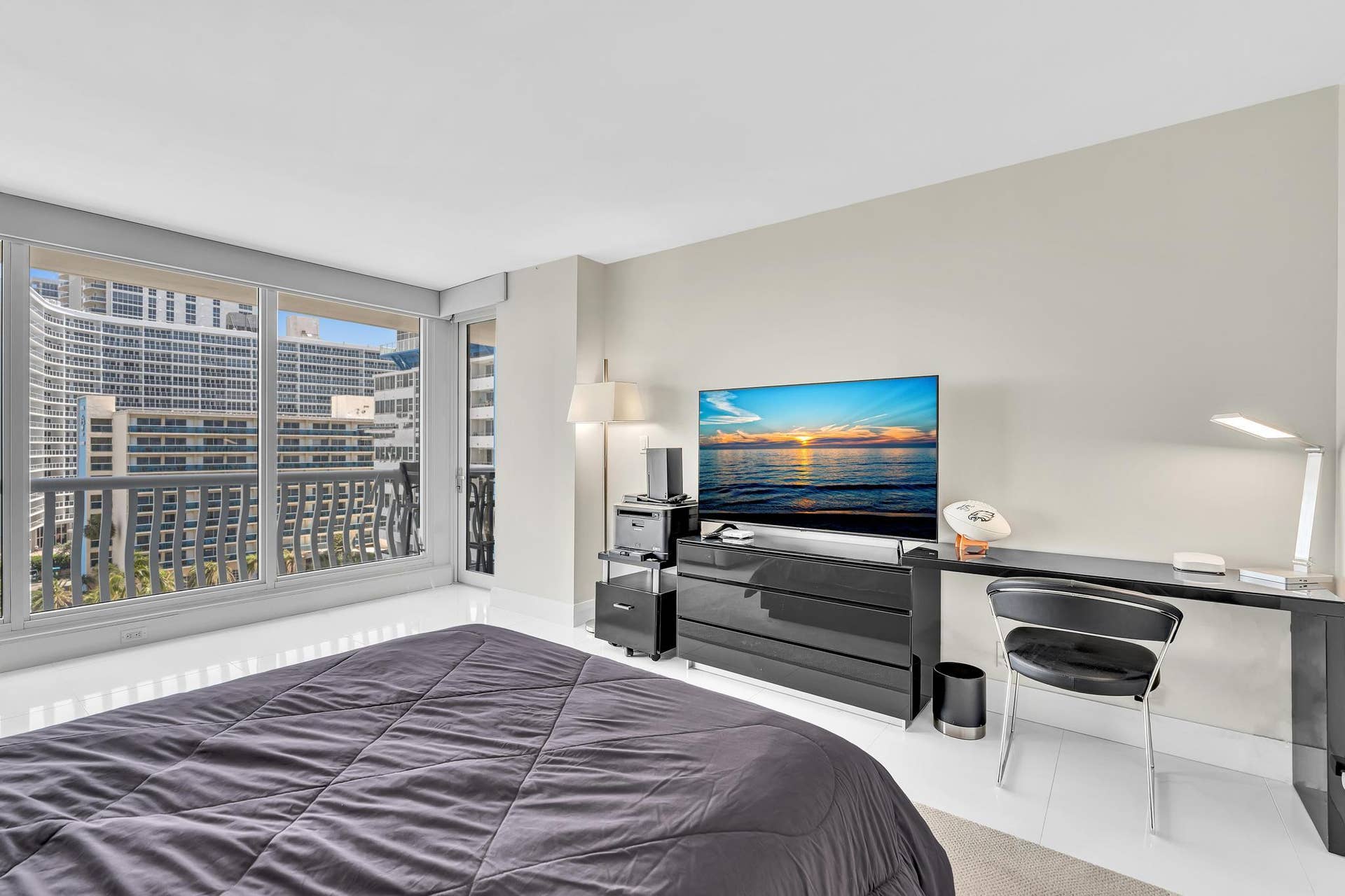 4020 Galt Ocean Drive, #703, Fort Lauderdale, FL 33308 Guest Bedroom