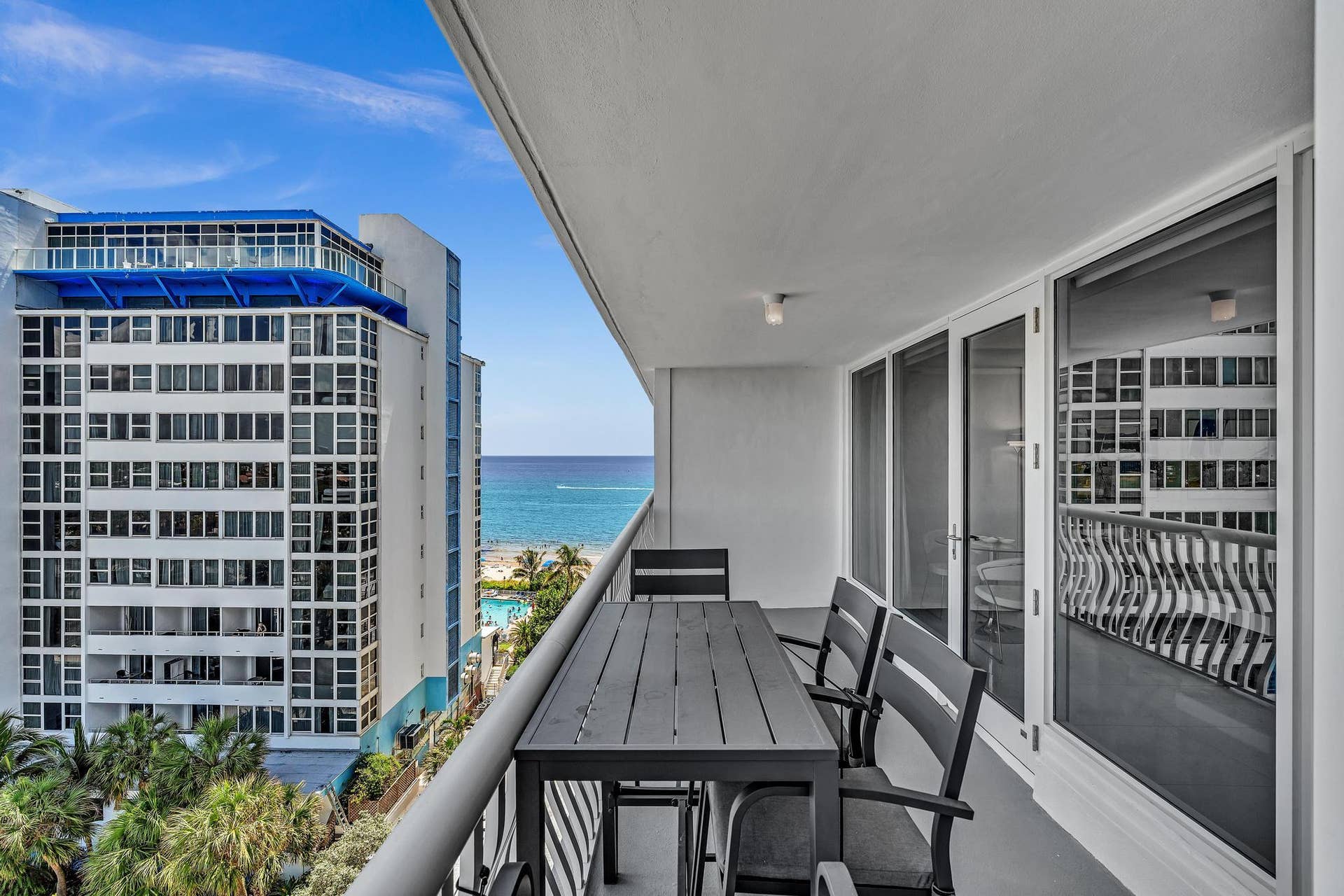 Hightop Balcony Furniture