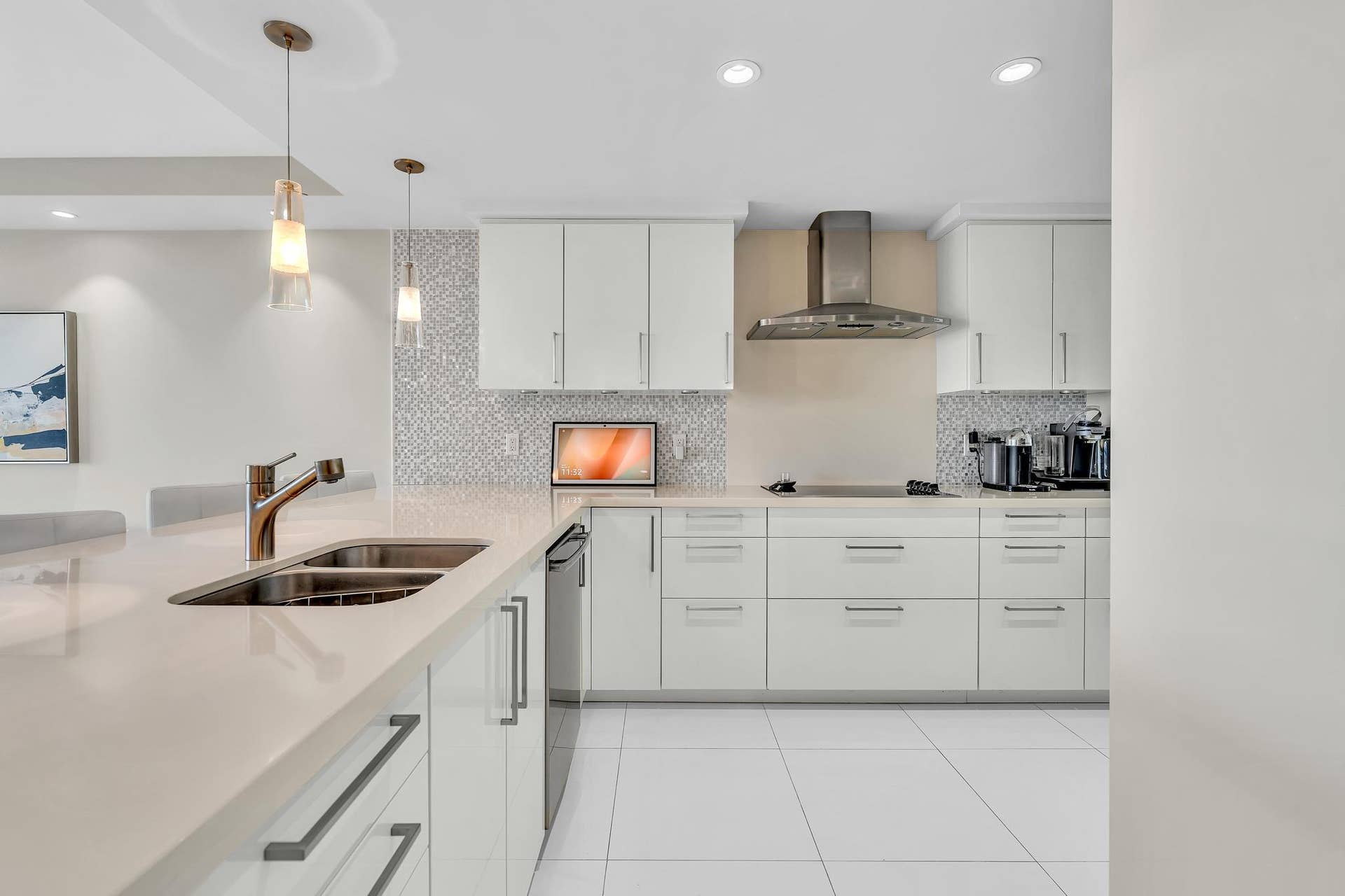 4020 Galt Ocean Drive, #703, Fort Lauderdale, FL 33308 High end kitchen cabinetry