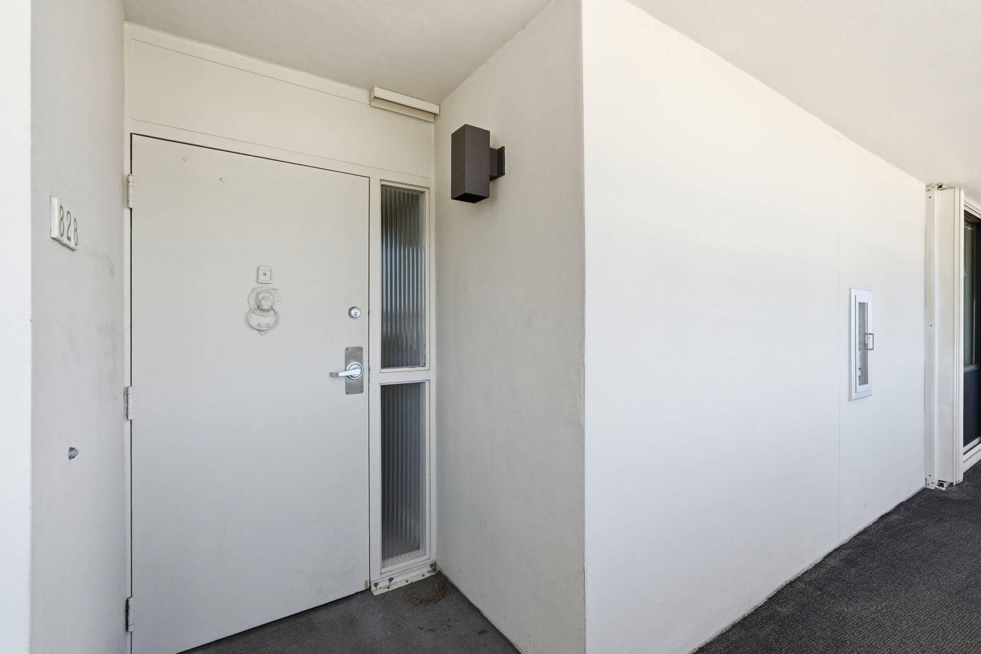 124 Lakeshore Drive, #8280, North Palm Beach, FL 33408 Covered front door/entrance.