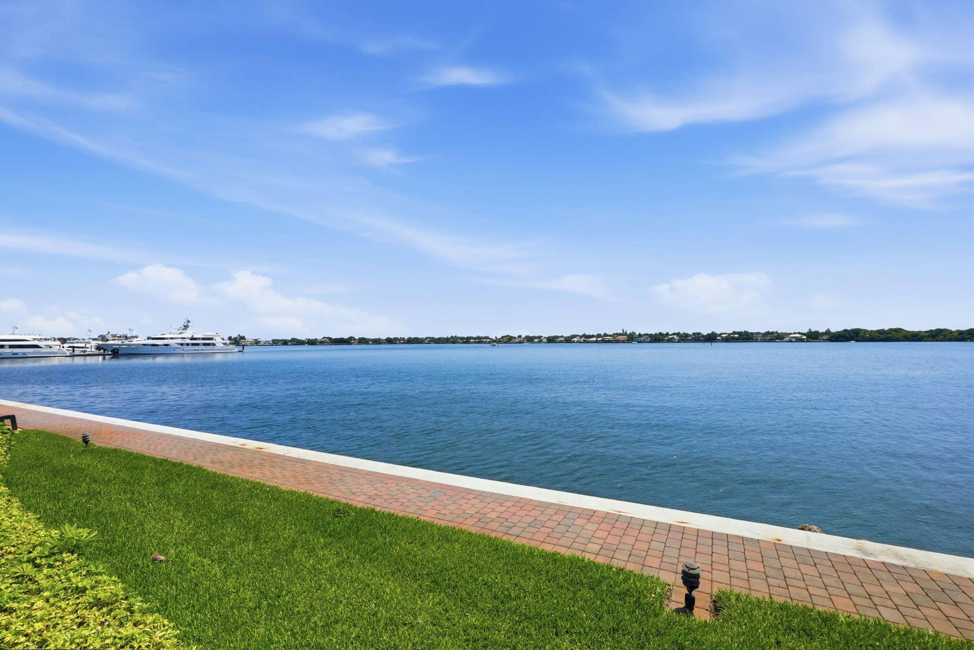 124 Lakeshore Drive, #8280, North Palm Beach, FL 33408 One mile walk with water always in view.